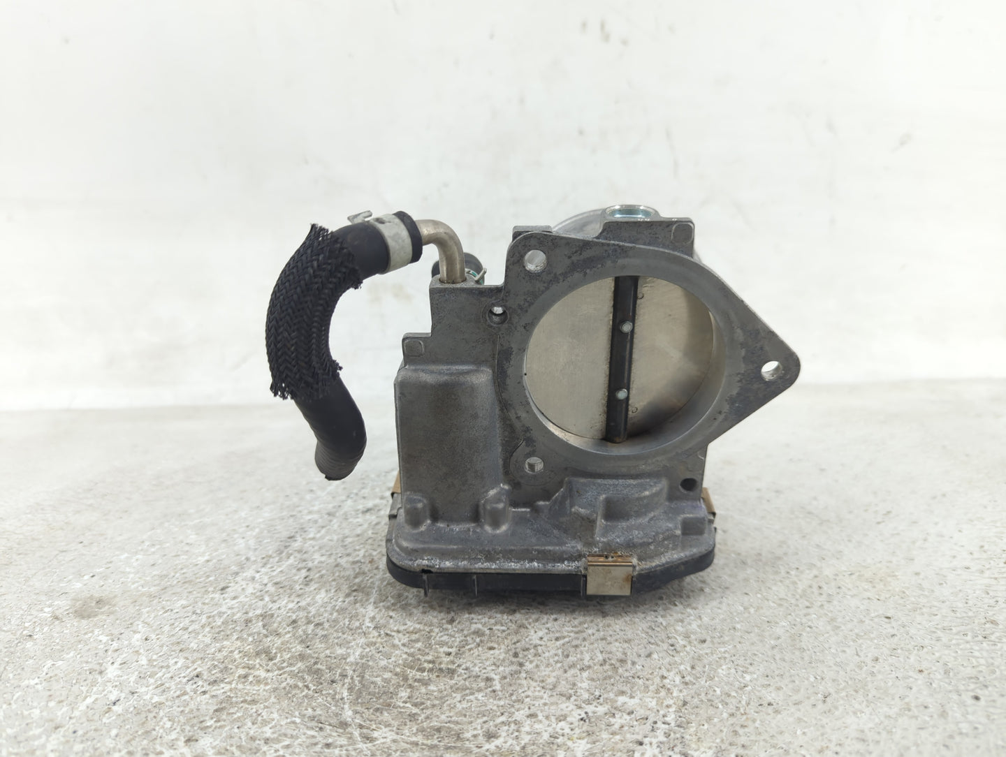 2019-2022 Toyota Rav4 Throttle Body P/N:22030-F0010 Fits Fits 2018 2019 2020 2021 2022 OEM Used Auto Parts - Oemusedautopart
