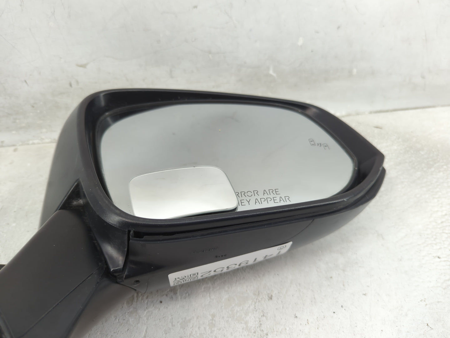 2019-2022 Toyota Rav4 Passenger Side View Mirror - Right Door Mirror OEM Used - Oemusedautoparts1.com