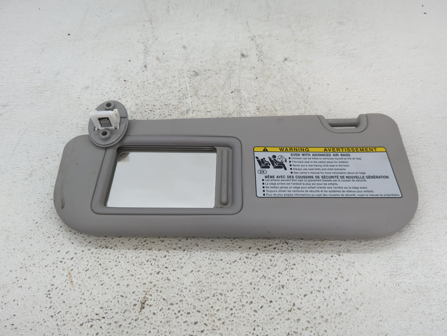 2019-2022 Toyota Rav4 Sun Visor Shade Replacement Driver Left Mirror Fits Fits 2019 2020 2021 2022 OEM Used Auto Parts - Oem