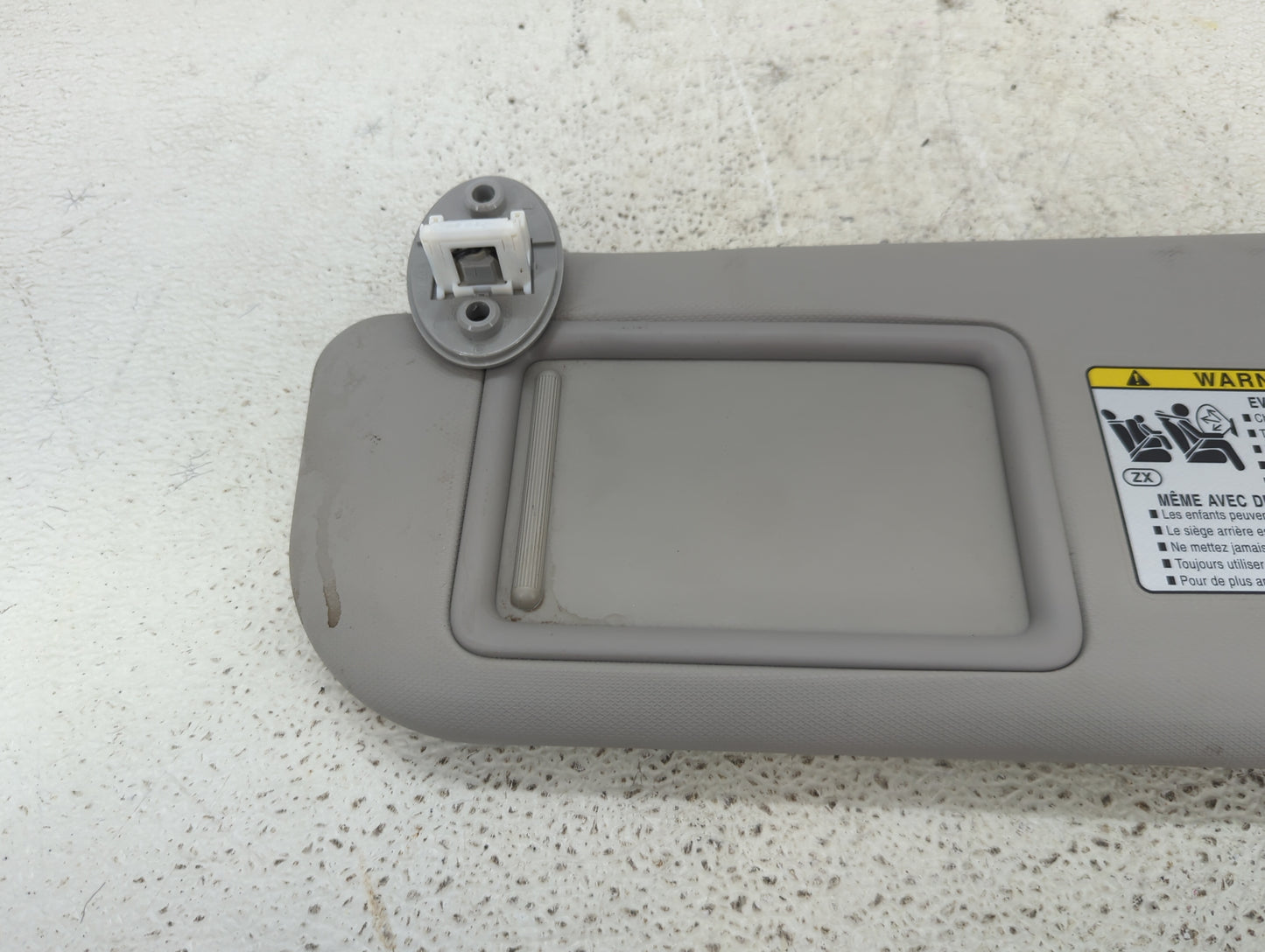 2019-2022 Toyota Rav4 Sun Visor Shade Replacement Driver Left Mirror Fits Fits 2019 2020 2021 2022 OEM Used Auto Parts - Oem