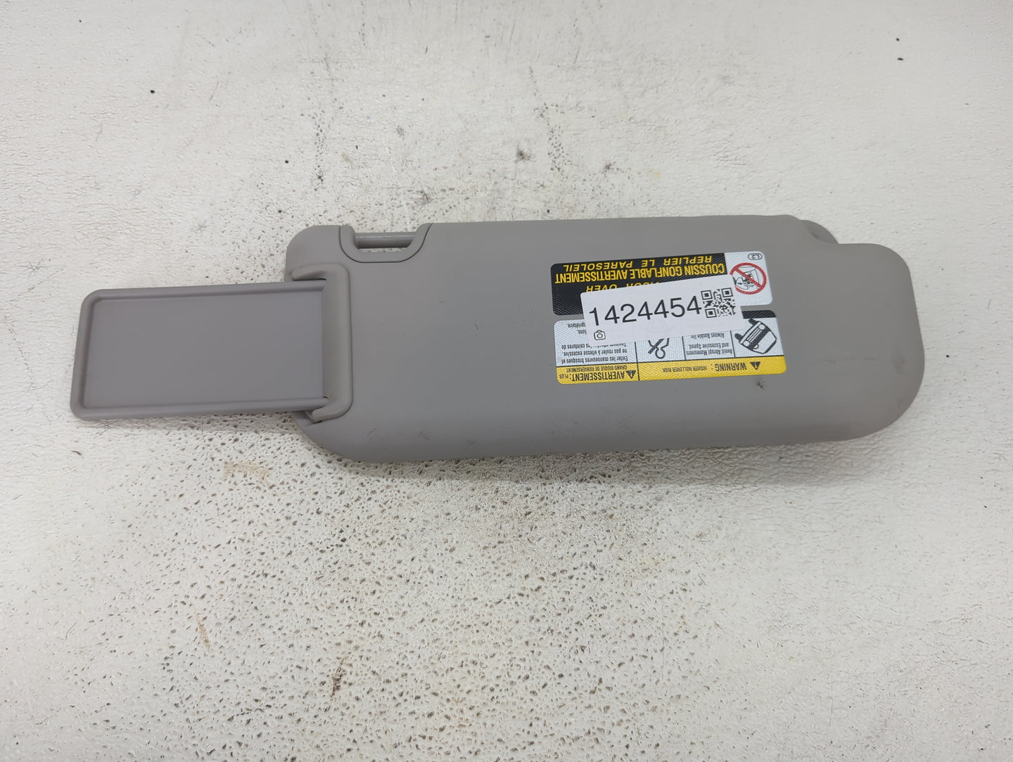 2019-2022 Toyota Rav4 Sun Visor Shade Replacement Driver Left Mirror Fits Fits 2019 2020 2021 2022 OEM Used Auto Parts - Oem