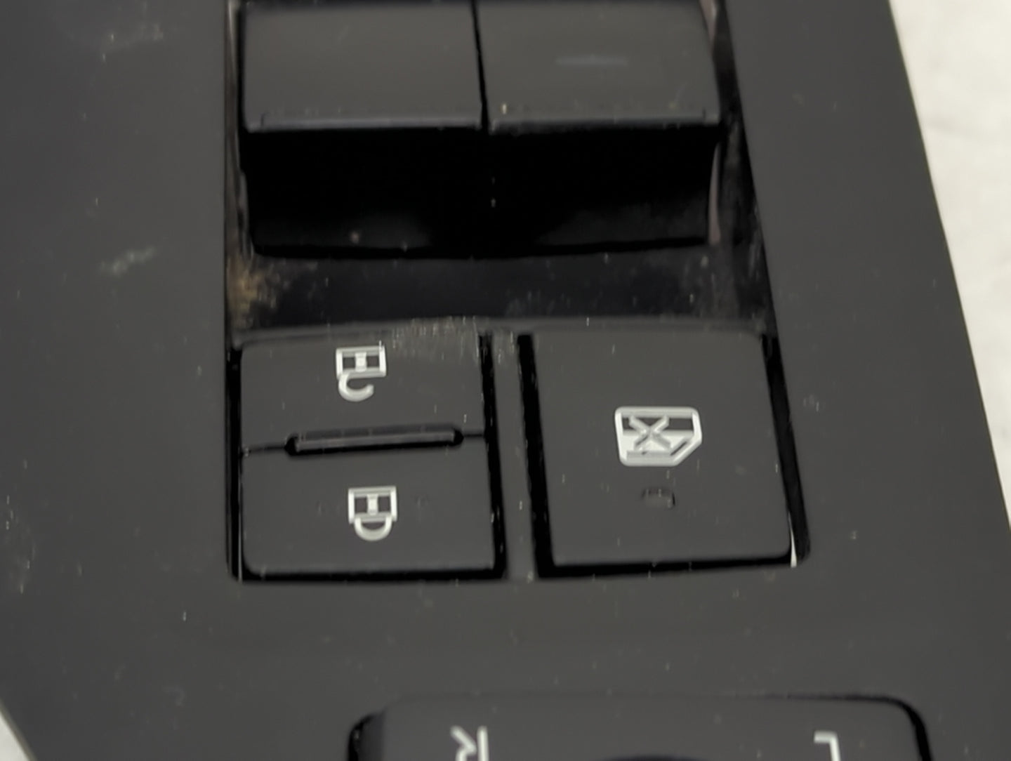 2024 Toyota Rav4 Master Power Window Switch Replacement Driver Side Left P/N:84040-0A170 Fits OEM Used Auto Parts - Oemuseda