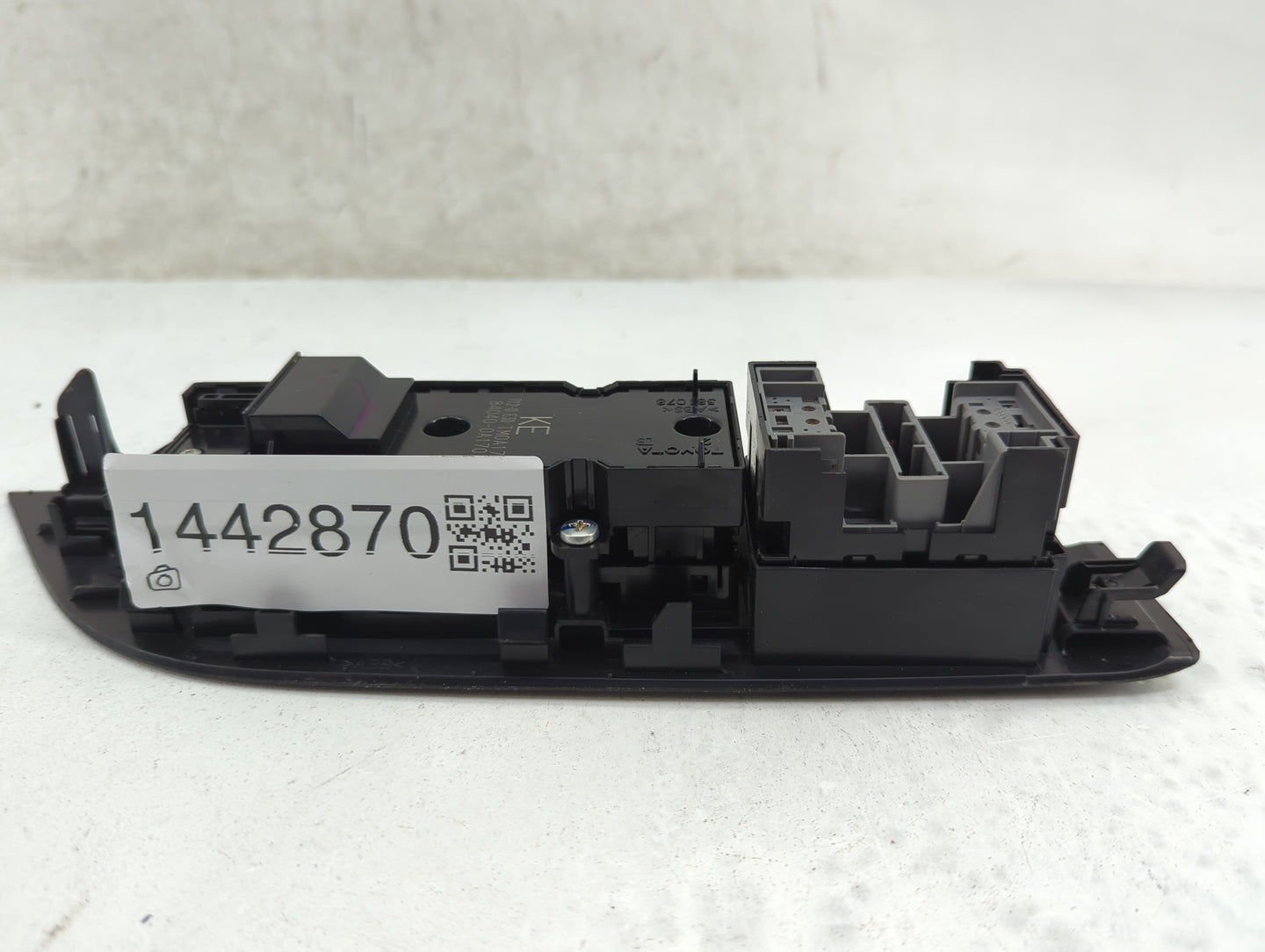 2024 Toyota Rav4 Master Power Window Switch Replacement Driver Side Left P/N:84040-0A170 712-0E3D, TM0A17 Fits OEM Used Auto