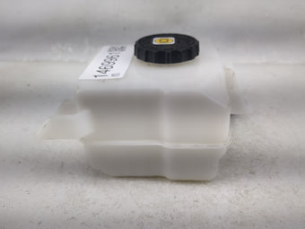 compare product Toyota Sienna Radiator Coolant Overflow Expansion Tank Bottle 1469961
