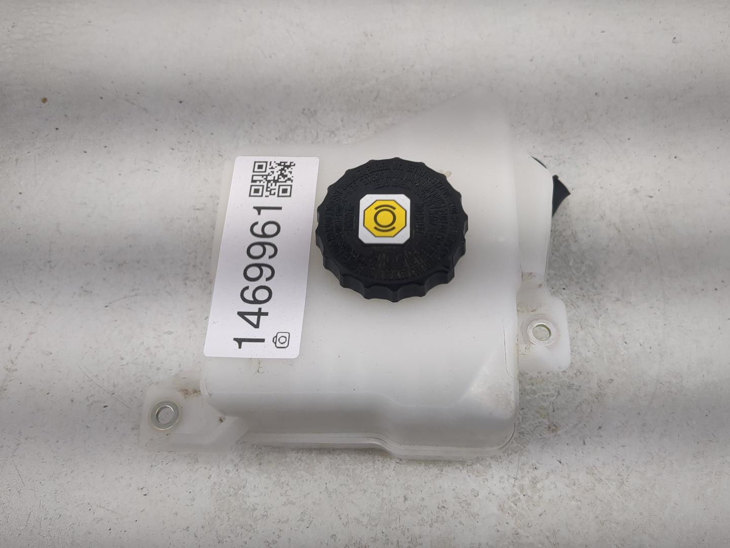Toyota Sienna Radiator Coolant Overflow Expansion Tank Bottle 1469961 - Oemusedautoparts1.com