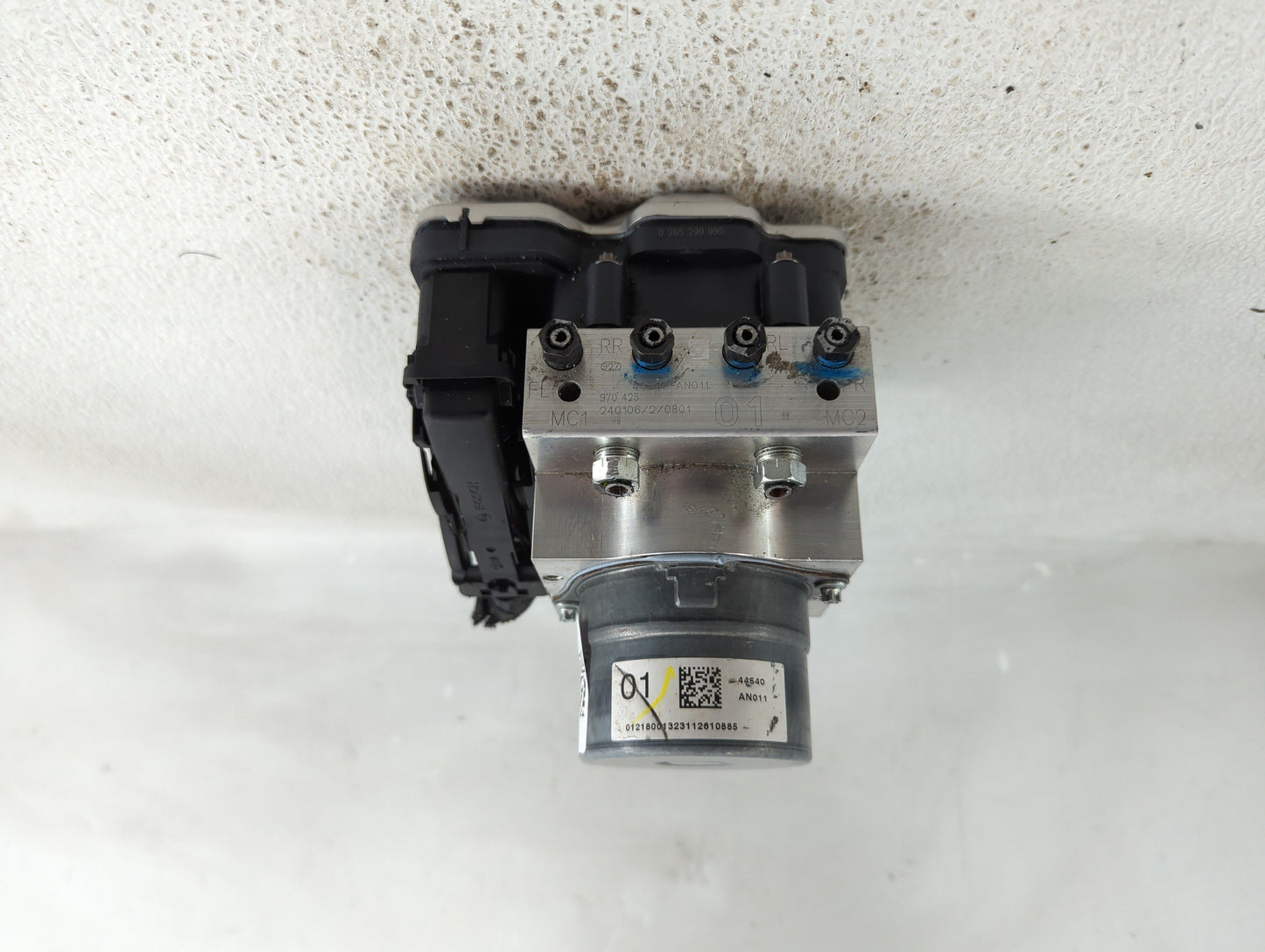 2024 Toyota Tundra ABS Pump Control Module Replacement Fits OEM Used Auto Parts - Oemusedautoparts1.com