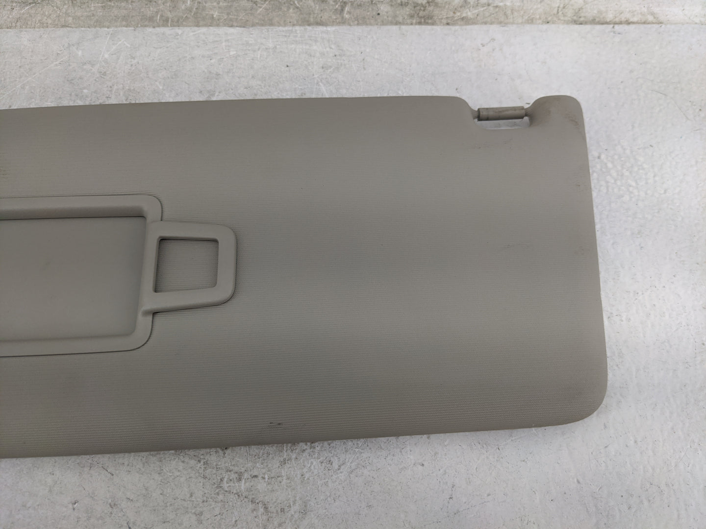 2024 Volkswagen Atlas Sun Visor Shade Replacement Driver Left Mirror Fits OEM Used Auto Parts - Oemusedautoparts1.com