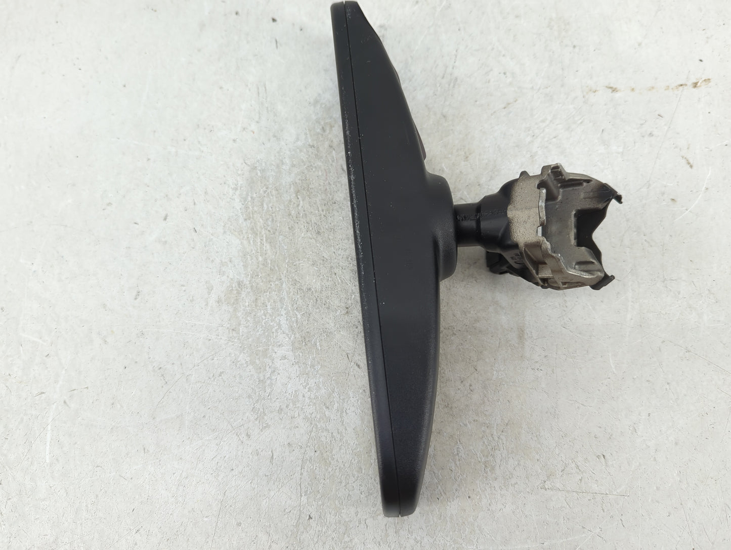2019-2021 Volkswagen Jetta Interior Rear View Mirror Replacement OEM Fits Fits 2019 2020 2021 OEM Used Auto Parts - Oemuseda