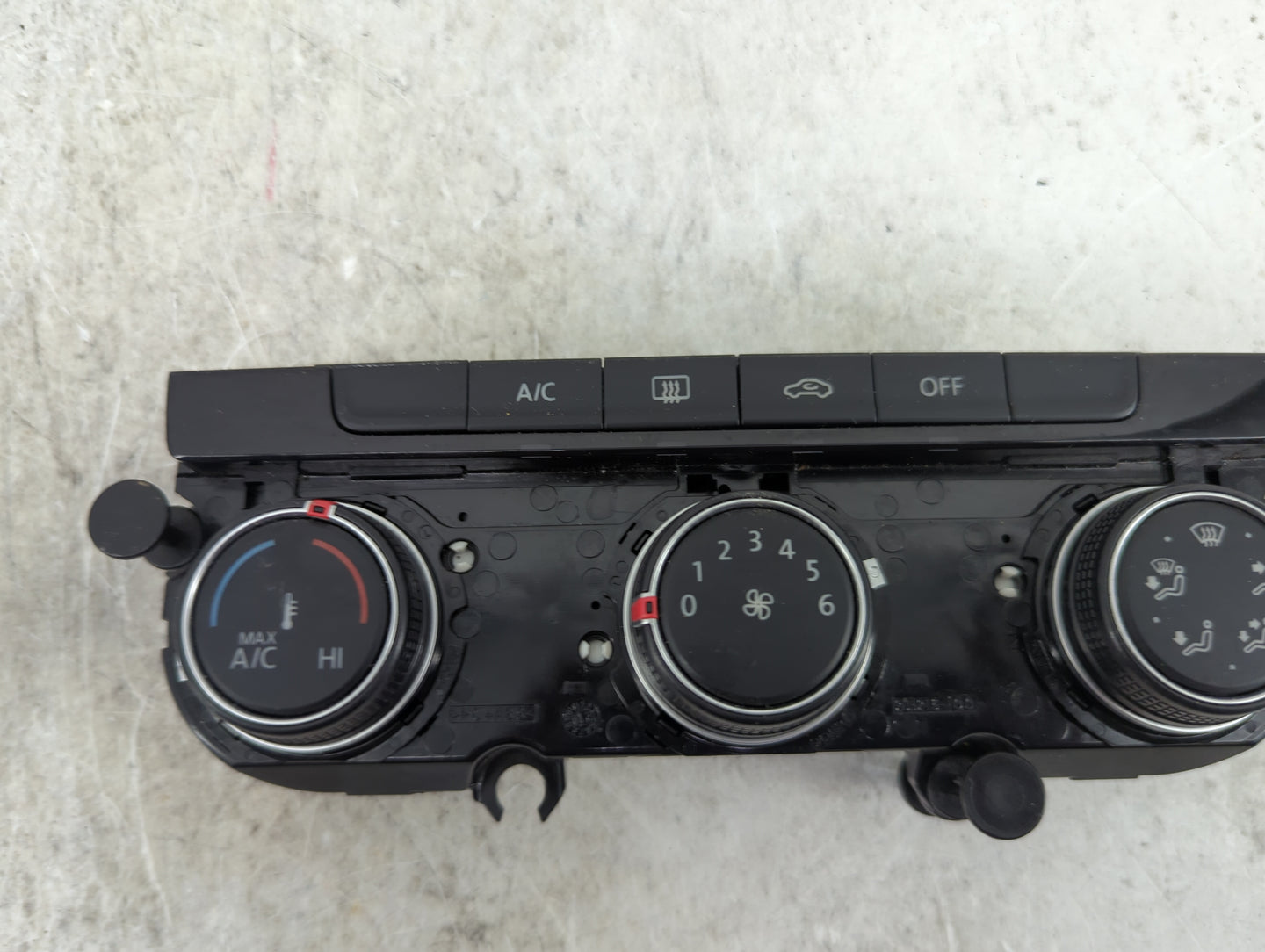 2024 Volkswagen Jetta Climate Control Module Temperature AC/Heater Replacement P/N:2GJ907426B 5HB013651-32 Fits OEM Used Aut