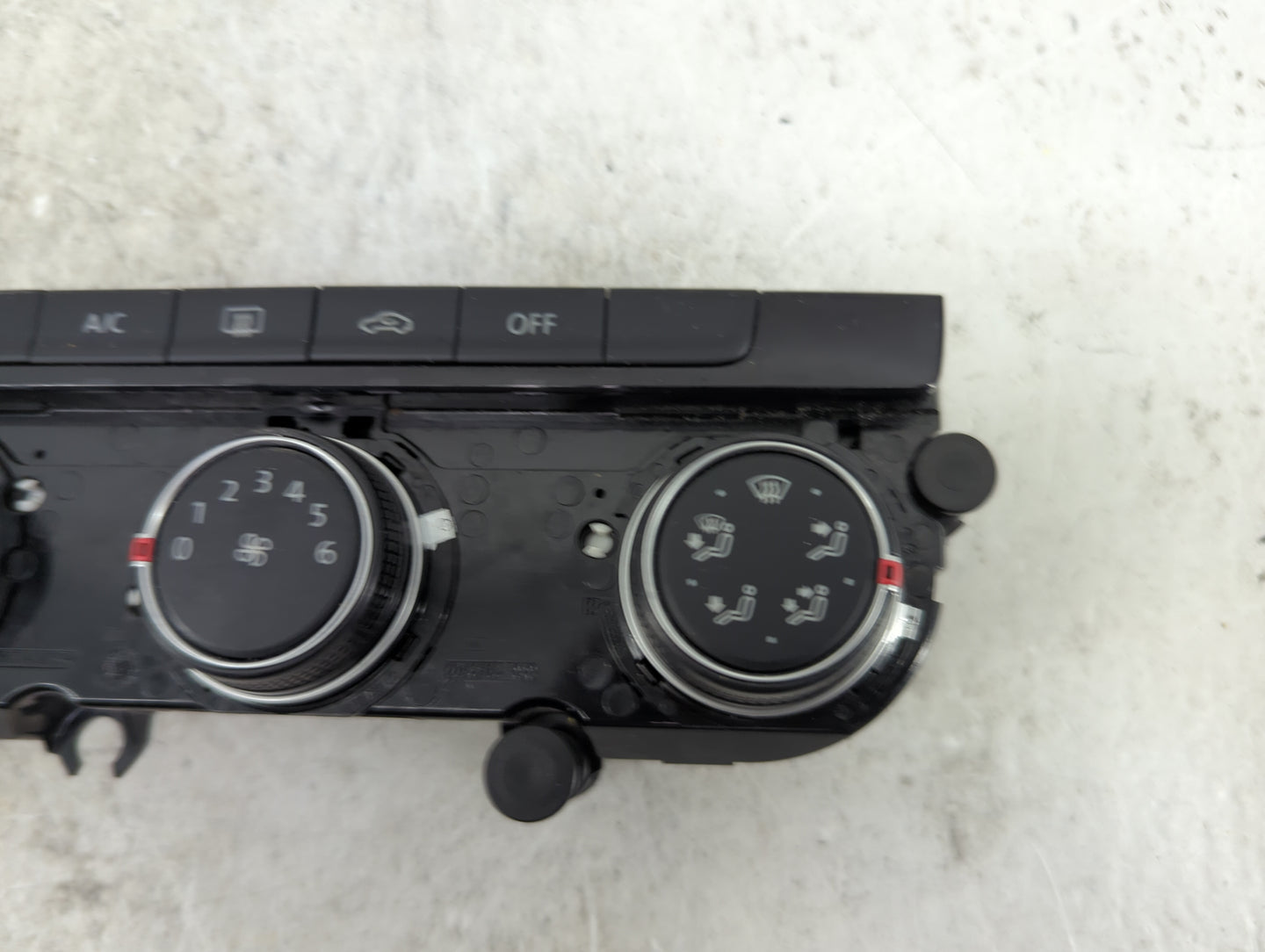 2024 Volkswagen Jetta Climate Control Module Temperature AC/Heater Replacement P/N:2GJ907426B 5HB013651-32 Fits OEM Used Aut