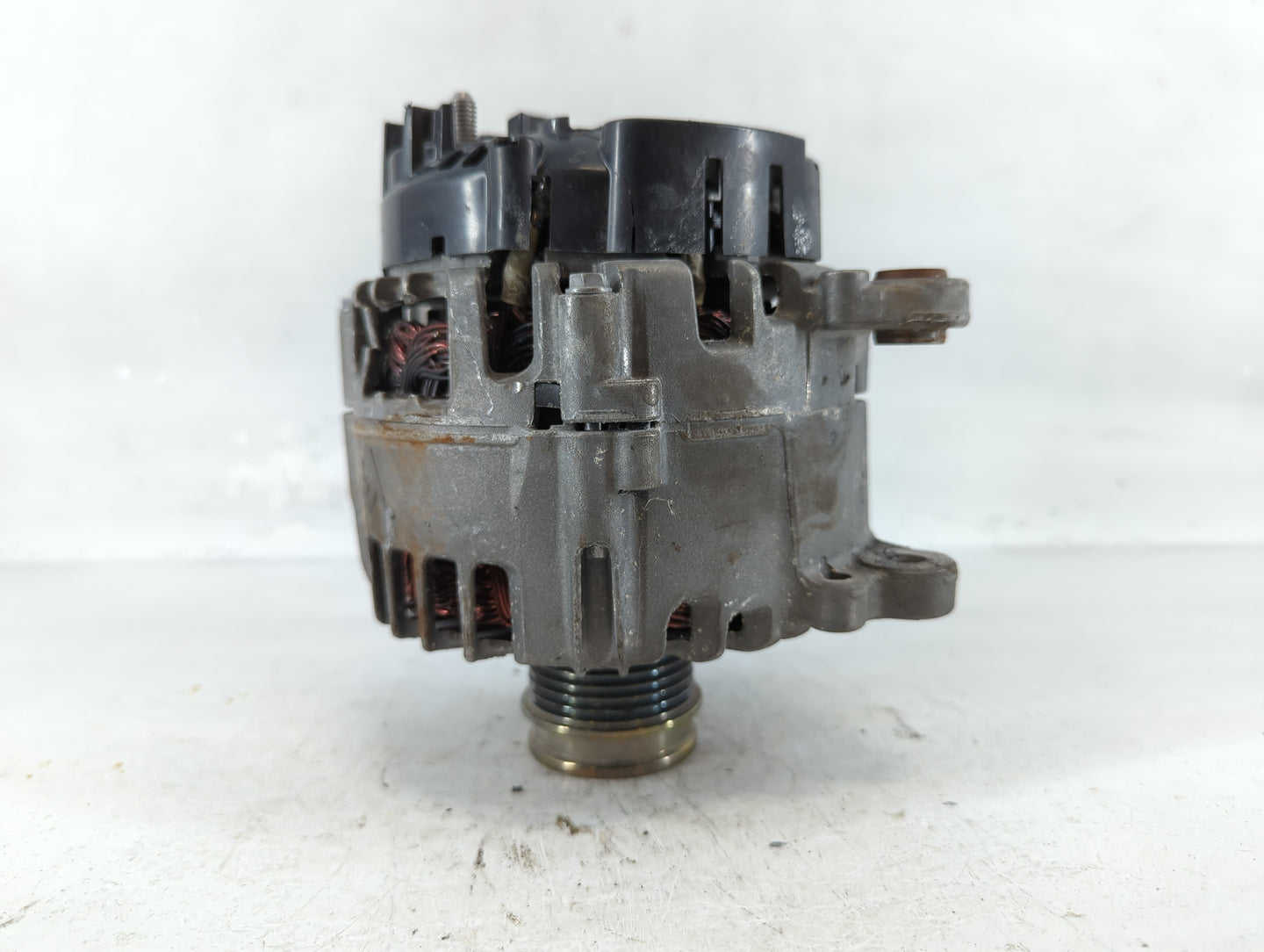 2024 Volkswagen Jetta Alternator Replacement Generator Charging Assembly Engine OEM P/N:05E 903 026 K Fits OEM Used Auto Par