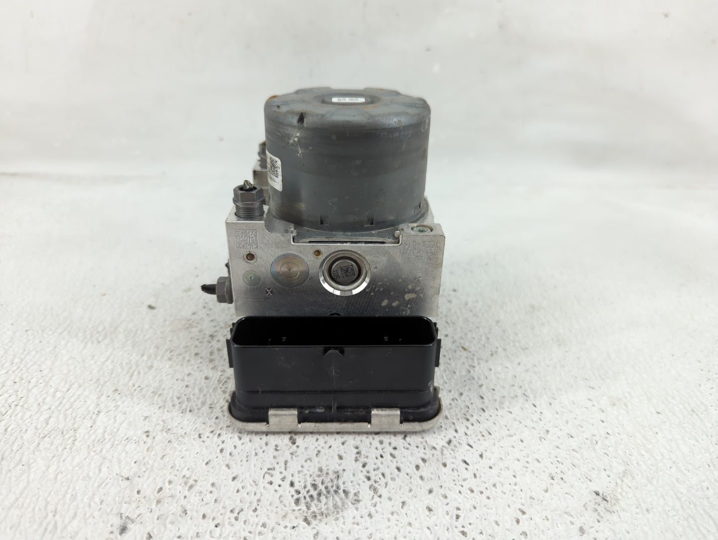 2024 Volkswagen Taos ABS Pump Control Module Replacement P/N:5Q0 614 517 GB Fits Fits 2021 2022 OEM Used Auto Parts - Oemuse