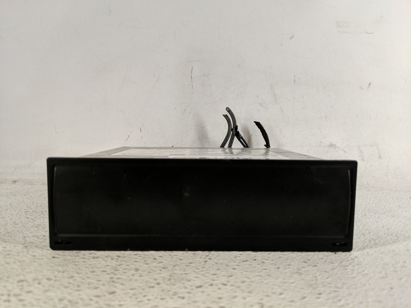 2024 Volkswagen Taos Radio AM FM Cd Player Receiver Replacement P/N:3G5 035 842 J Fits OEM Used Auto Parts - Oemusedautopart