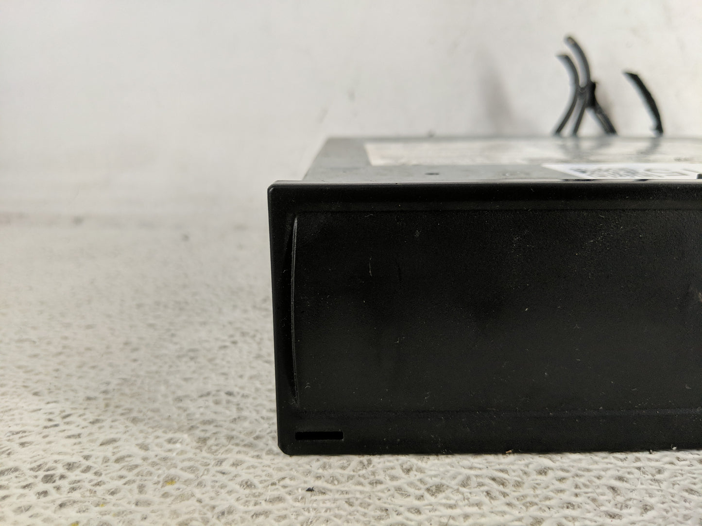 2024 Volkswagen Taos Radio AM FM Cd Player Receiver Replacement P/N:3G5 035 842 J Fits OEM Used Auto Parts - Oemusedautopart