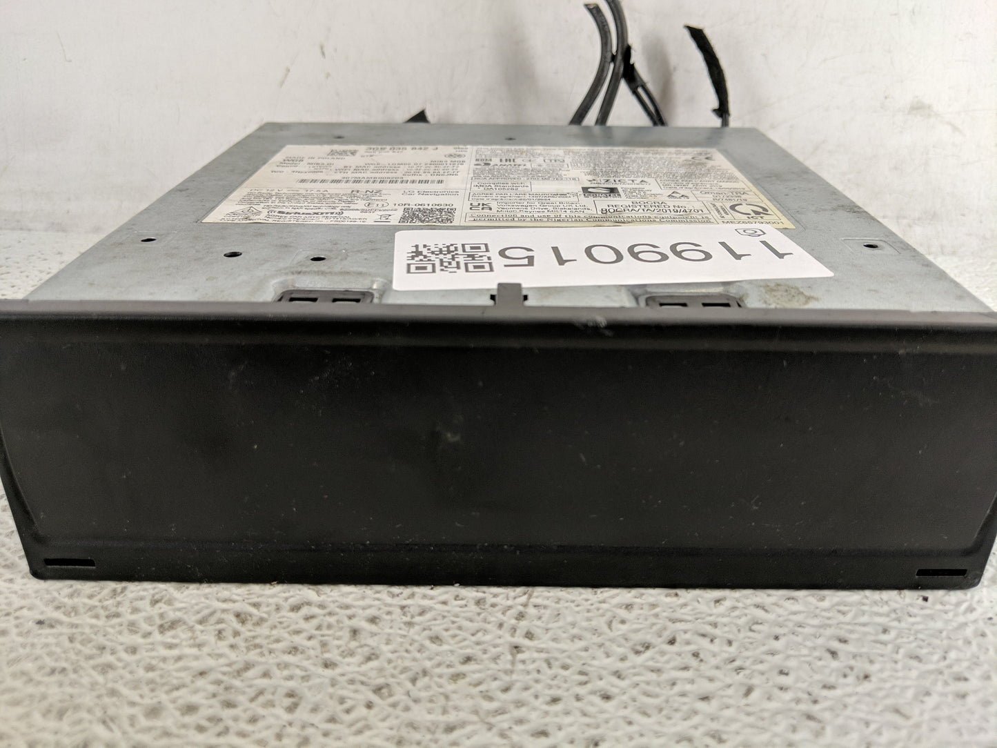 2024 Volkswagen Taos Radio AM FM Cd Player Receiver Replacement P/N:3G5 035 842 J Fits OEM Used Auto Parts - Oemusedautopart