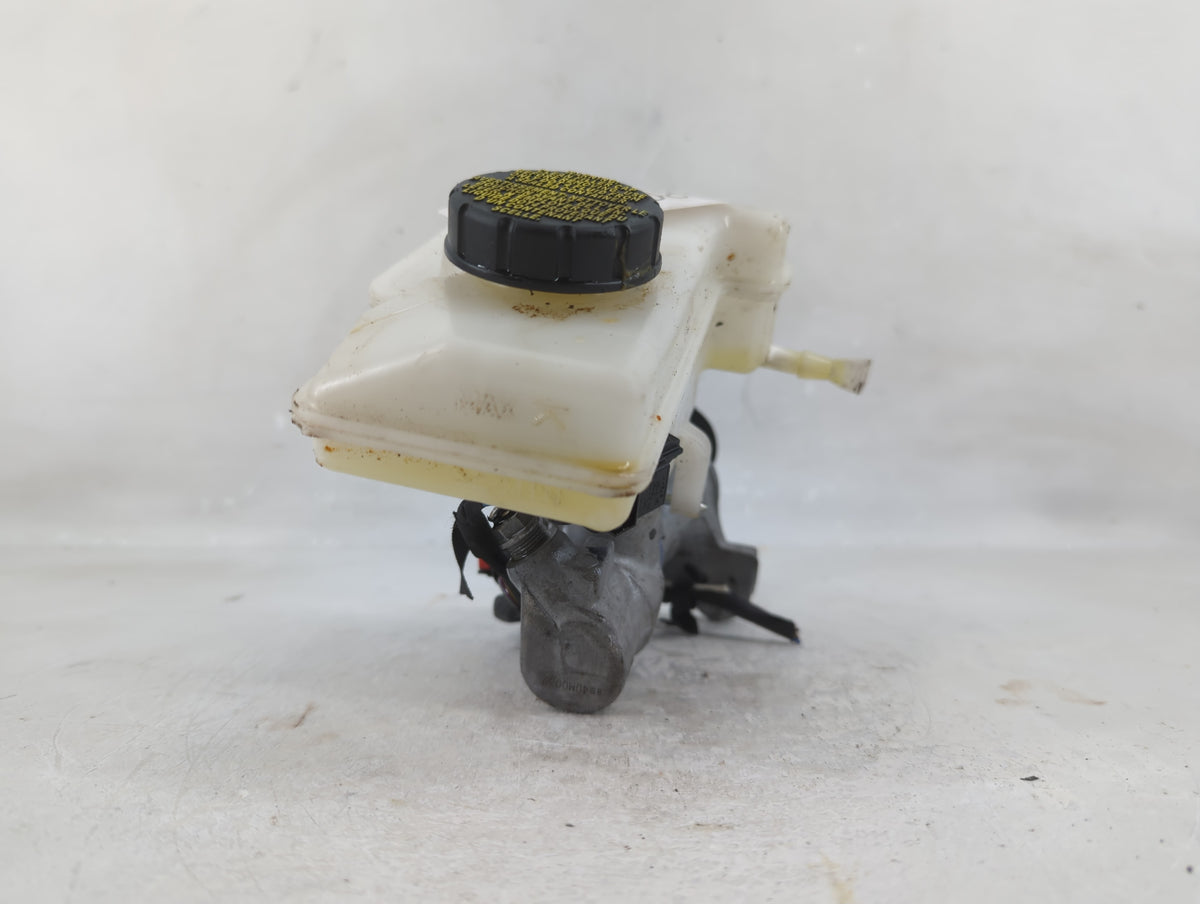Volkswagen Taos Brake Master Cylinder 1208689 - Oemusedautoparts1.com