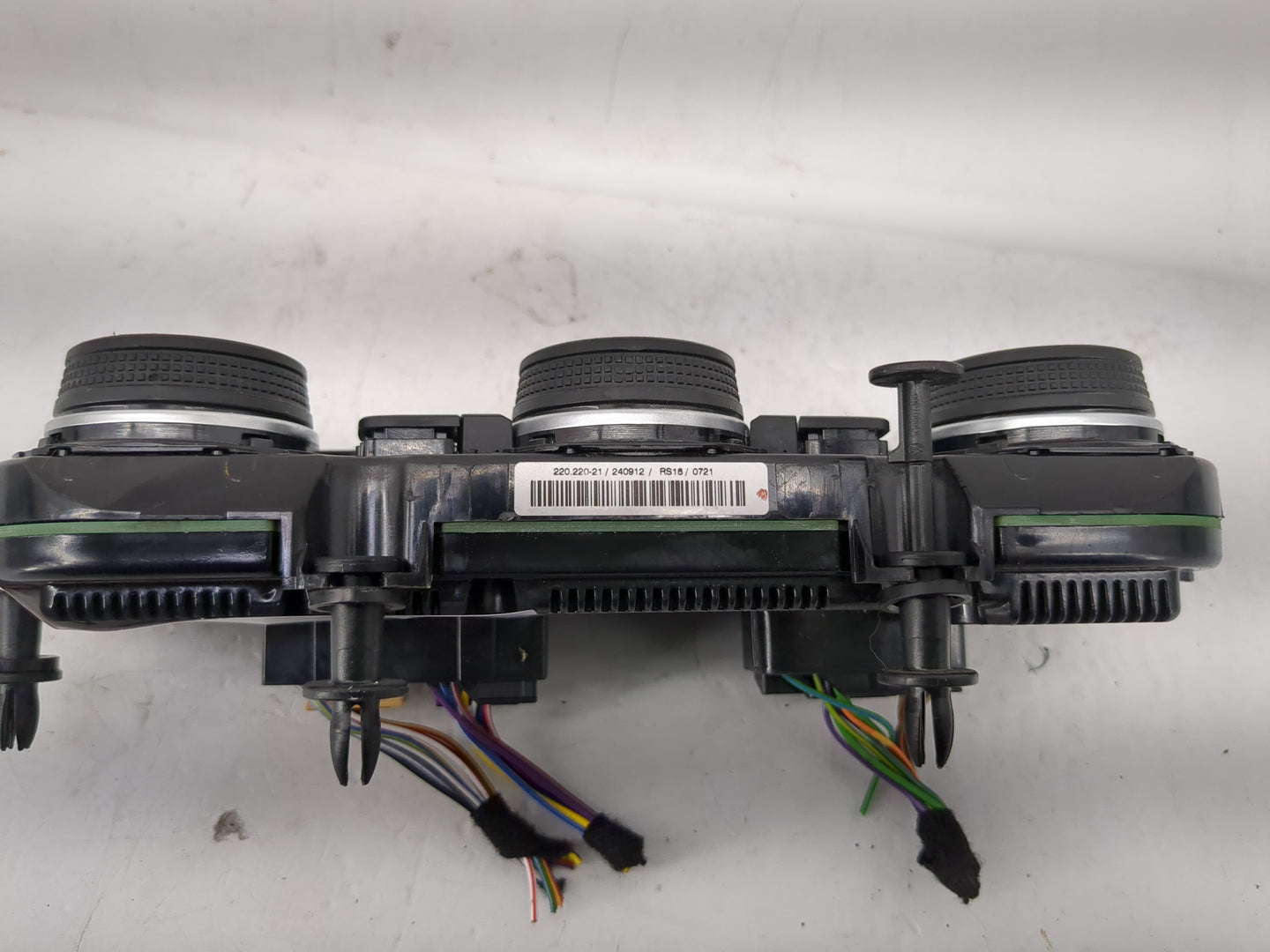 2024 Volkswagen Taos Climate Control Module Temperature AC/Heater Replacement P/N:2GJ907044D Fits OEM Used Auto Parts - Oemu