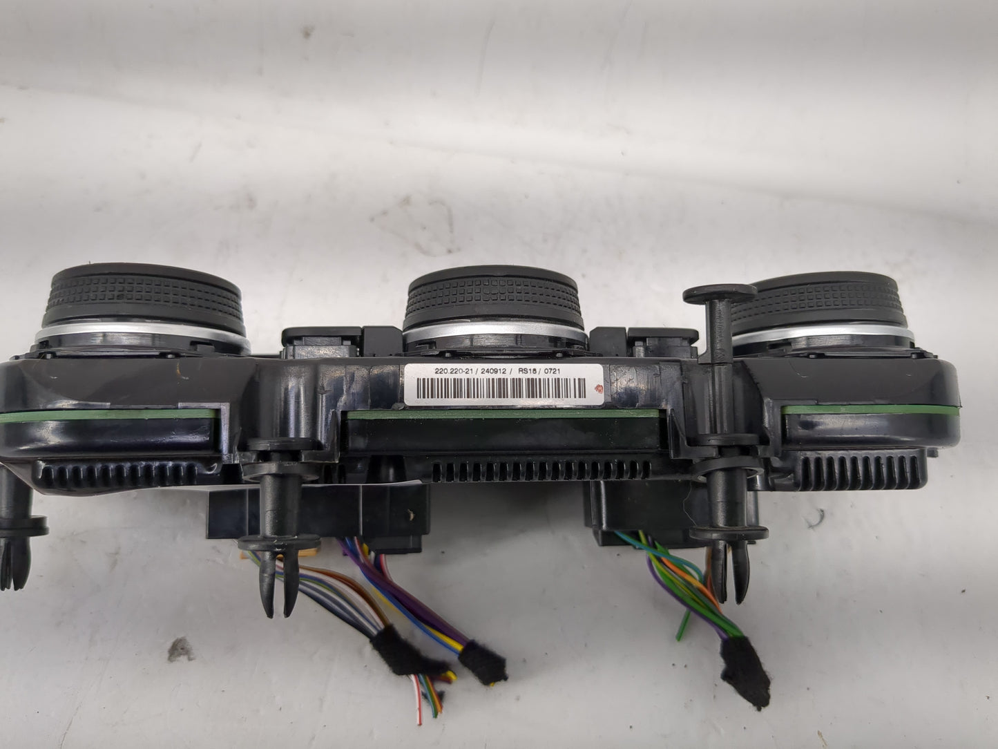 2024 Volkswagen Taos Climate Control Module Temperature AC/Heater Replacement P/N:2GJ907044D Fits OEM Used Auto Parts - Oemu