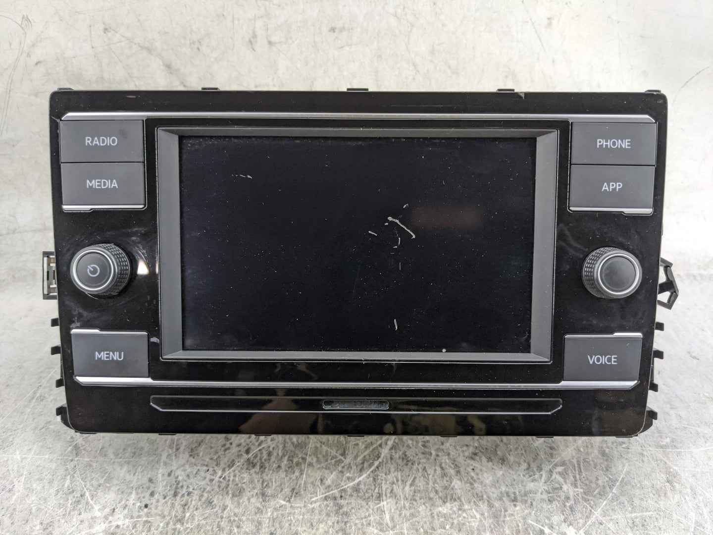 2024 Volkswagen Taos Radio AM FM Cd Player Receiver Replacement P/N:2GC035869B L77VW2 Fits OEM Used Auto Parts - Oemusedauto