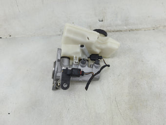 compare product Volkswagen Taos Brake Master Cylinder 1490521