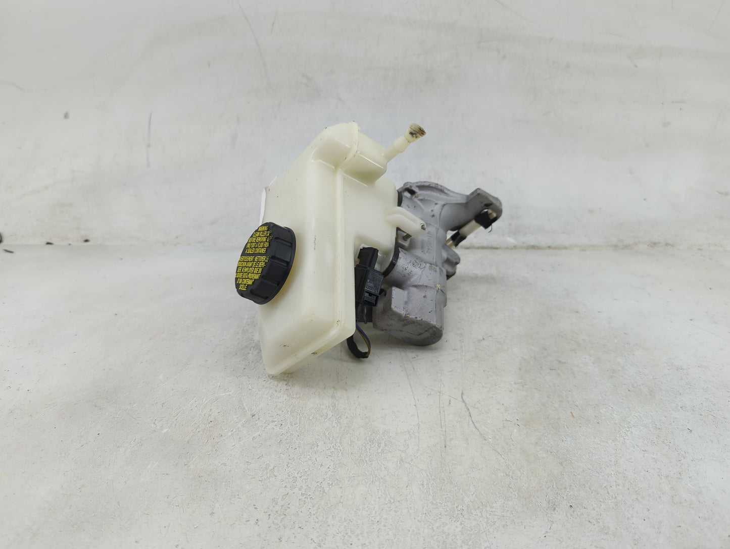 Volkswagen Taos Brake Master Cylinder 1490521 - Oemusedautoparts1.com