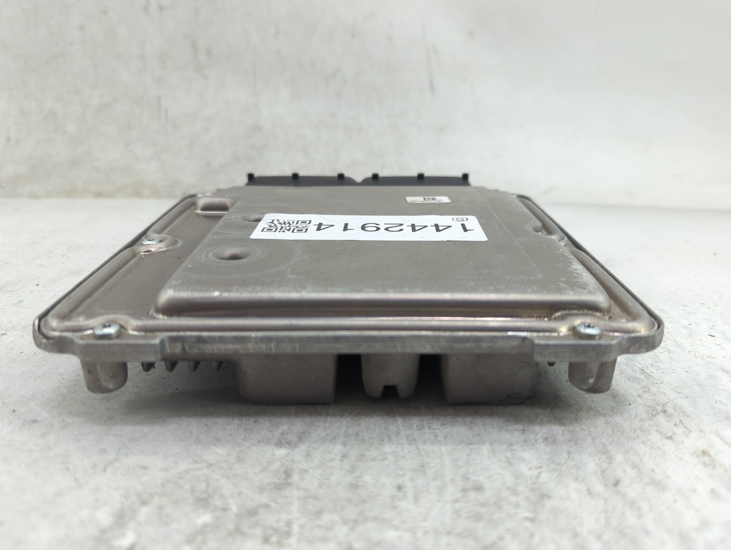 2024 Volkswagen Tiguan PCM Engine Control Computer ECU ECM PCU OEM P/N:06L907309B Fits OEM Used Auto Parts - Oemusedautopart