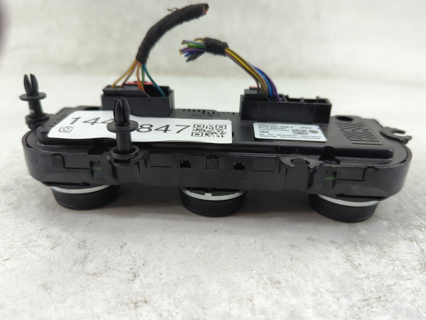 2024 Volkswagen Tiguan Climate Control Module Temperature AC/Heater Replacement P/N:5NN.907.426.J Fits OEM Used Auto Parts -