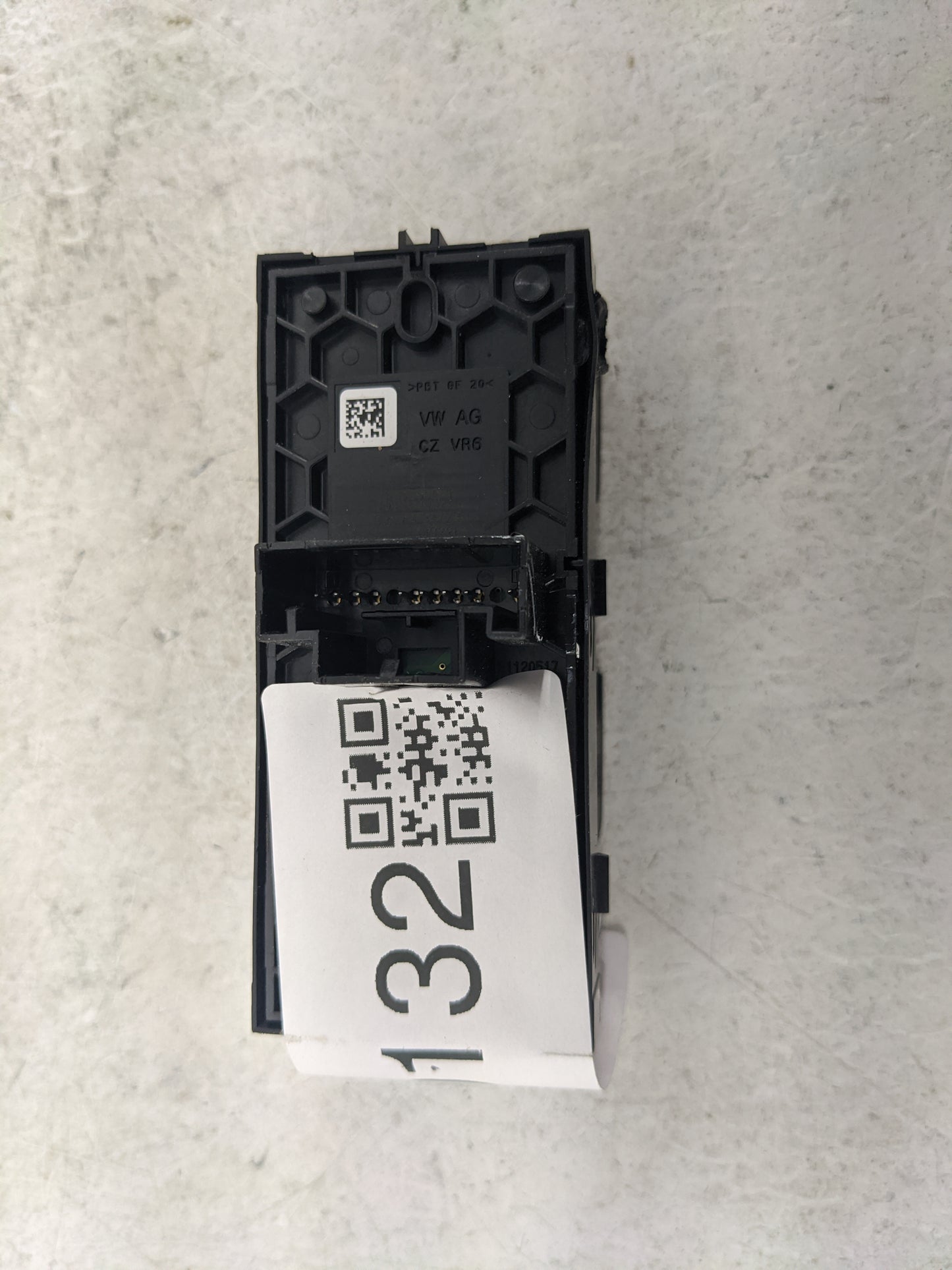 2024 Volkswagen Tiguan Master Power Window Switch Replacement Driver Side Left P/N:5G0959857E Fits OEM Used Auto Parts - Oem