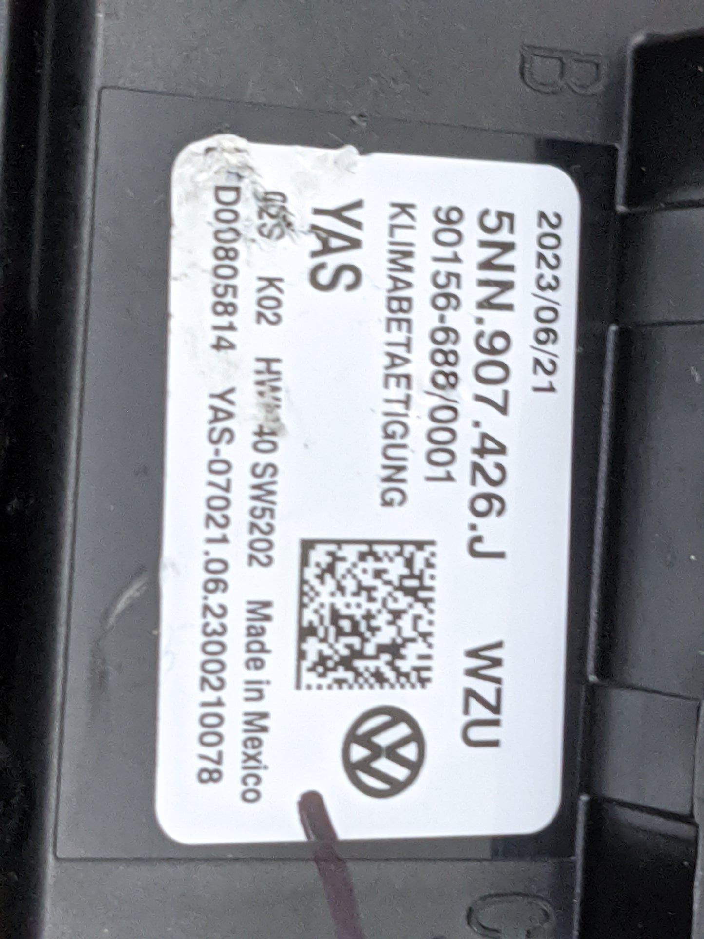 2024 Volkswagen Tiguan Climate Control Module Temperature AC/Heater Replacement P/N:5NN907426J Fits OEM Used Auto Parts - Oe