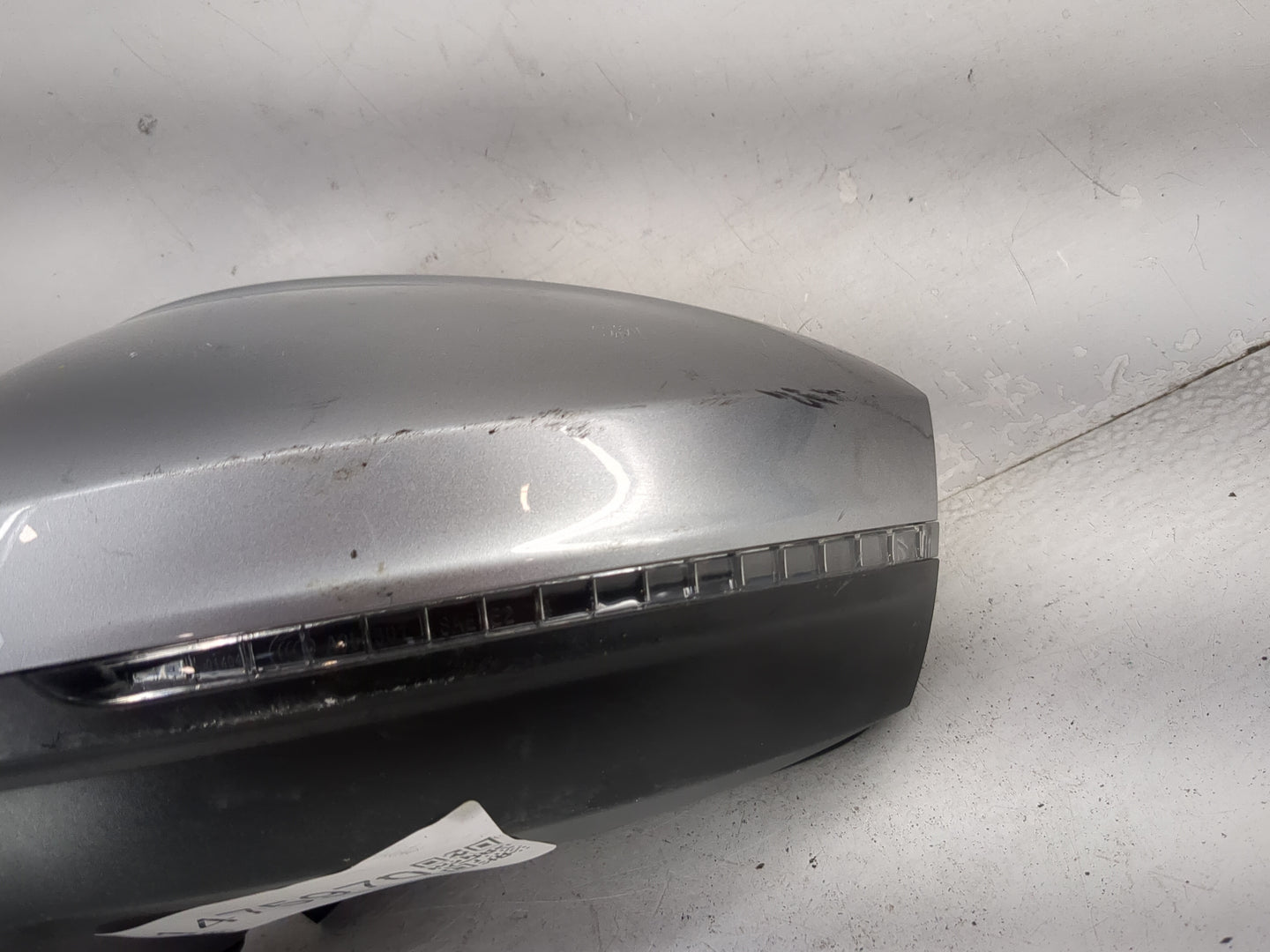 2022 Volkswagen Tiguan Driver Side View Mirror - Left Door Mirror OEM Used - Oemusedautoparts1.com