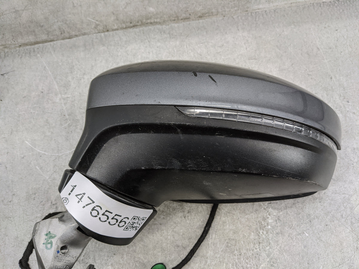 2022 Volkswagen Tiguan Driver Side View Mirror - Left Door Mirror OEM Used - Oemusedautoparts1.com