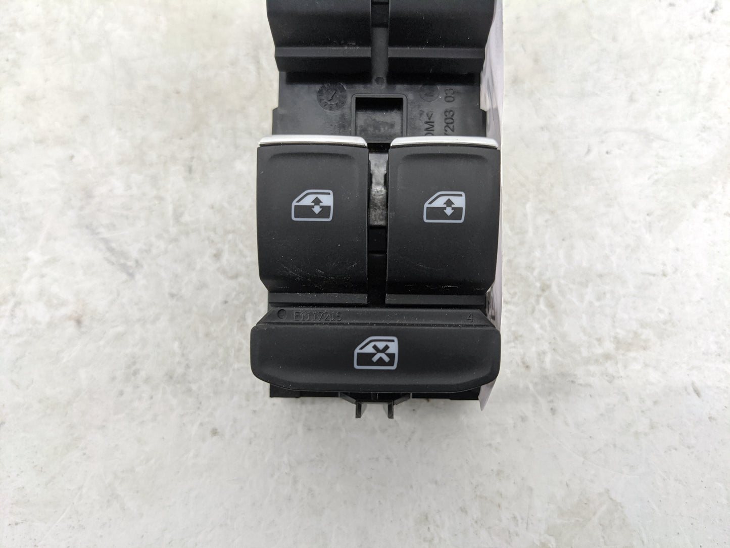 2018-2022 Volkswagen Tiguan Master Power Window Switch Replacement Driver Side Left P/N:5G0959857E Fits OEM Used Auto Parts 