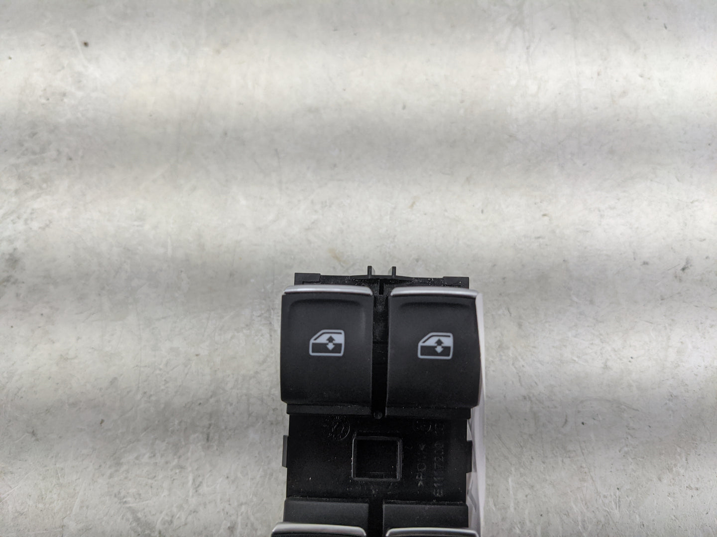 2018-2022 Volkswagen Tiguan Master Power Window Switch Replacement Driver Side Left P/N:5G0959857E Fits OEM Used Auto Parts 