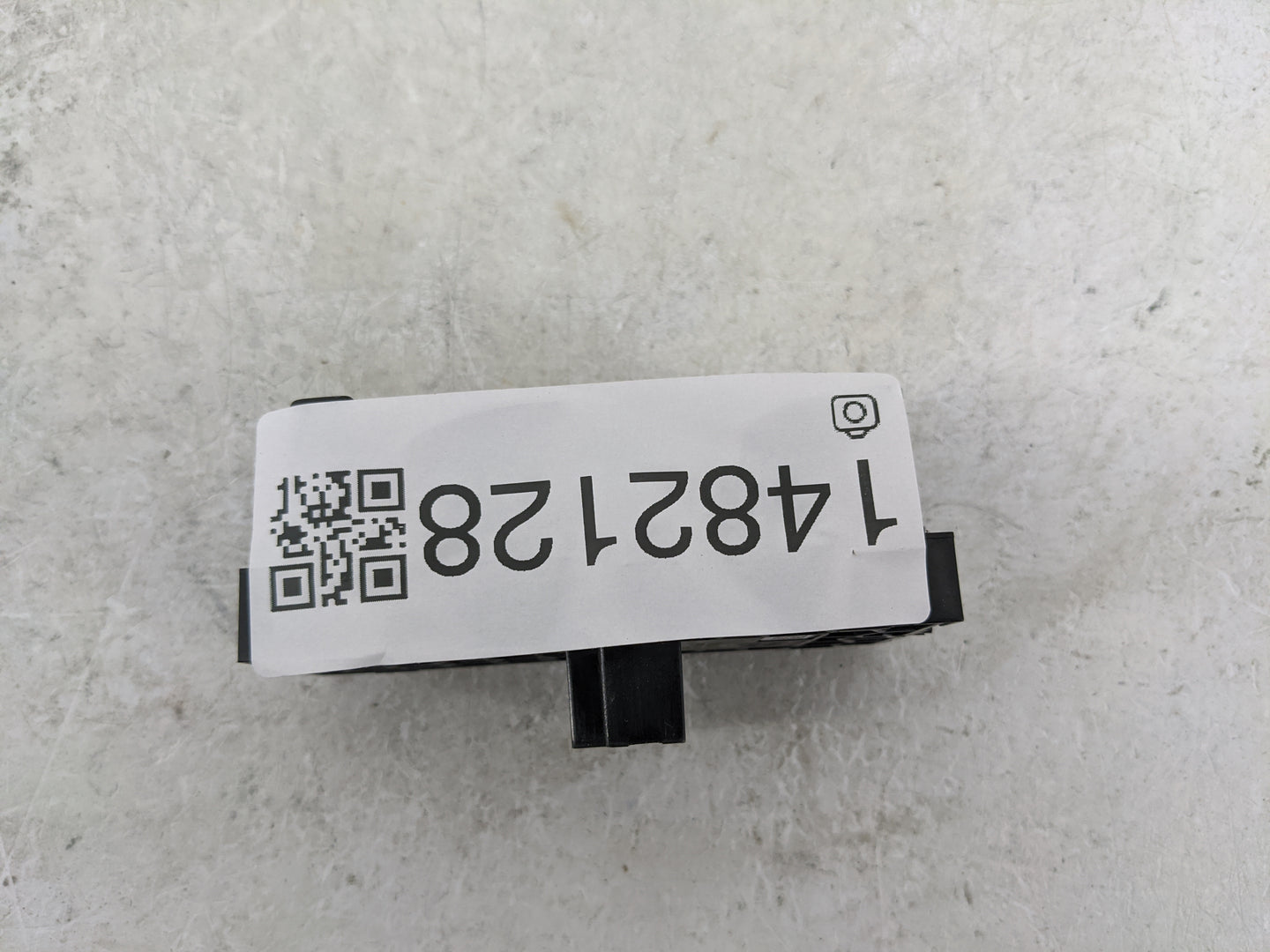 2018-2022 Volkswagen Tiguan Master Power Window Switch Replacement Driver Side Left P/N:5G0959857E Fits OEM Used Auto Parts 