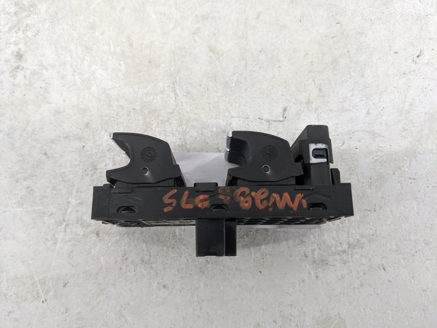 2018-2022 Volkswagen Tiguan Master Power Window Switch Replacement Driver Side Left P/N:5G0959857E Fits OEM Used Auto Parts 