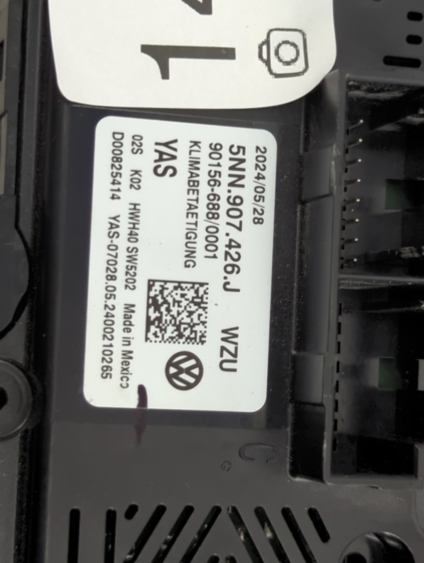 2024 Volkswagen Tiguan Climate Control Module Temperature AC/Heater Replacement P/N:5NN.907.426.J 5NN907426J Fits OEM Used A
