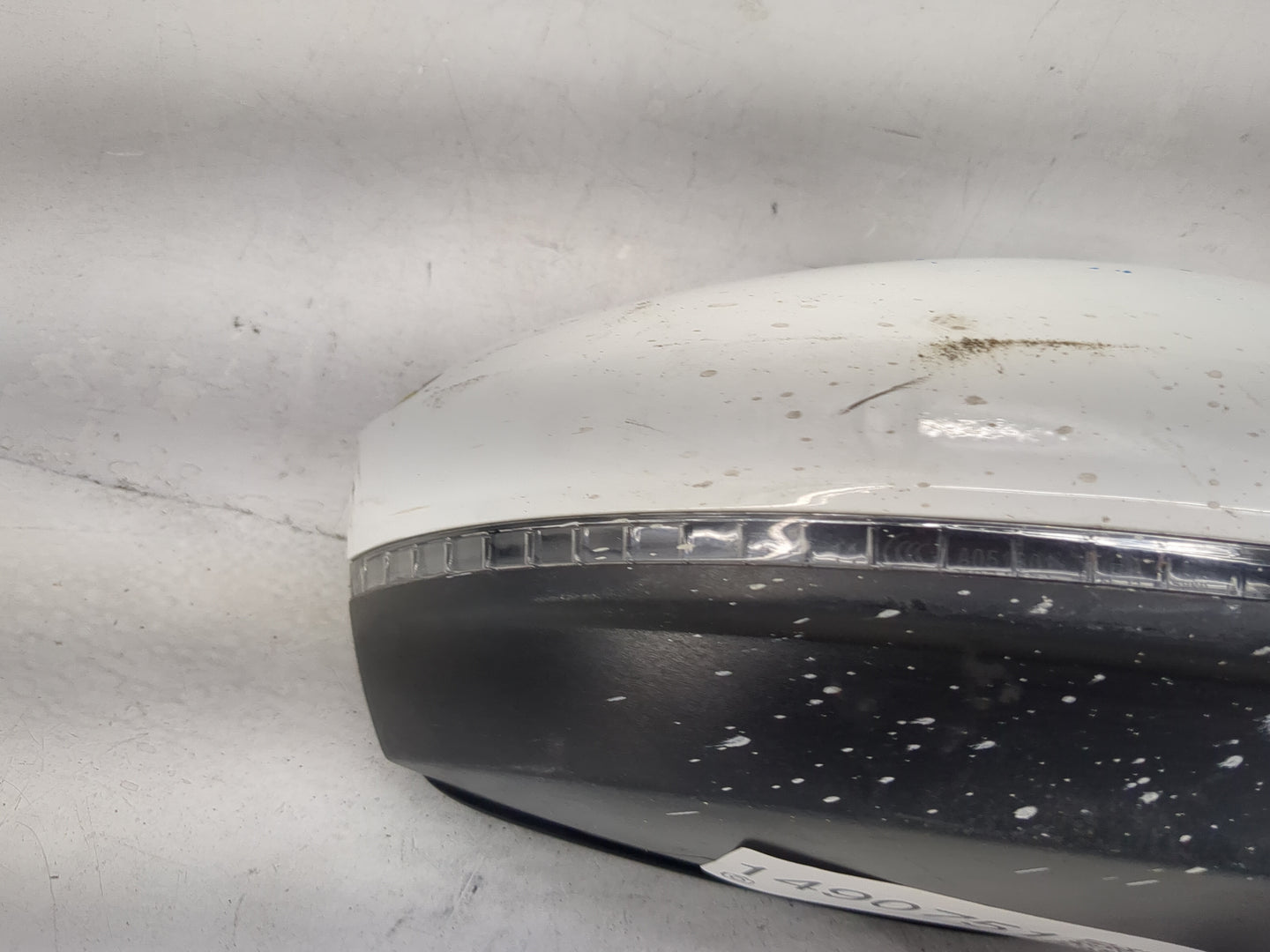 2022 Volkswagen Tiguan Passenger Side View Mirror - Right Door Mirror OEM Used - Oemusedautoparts1.com