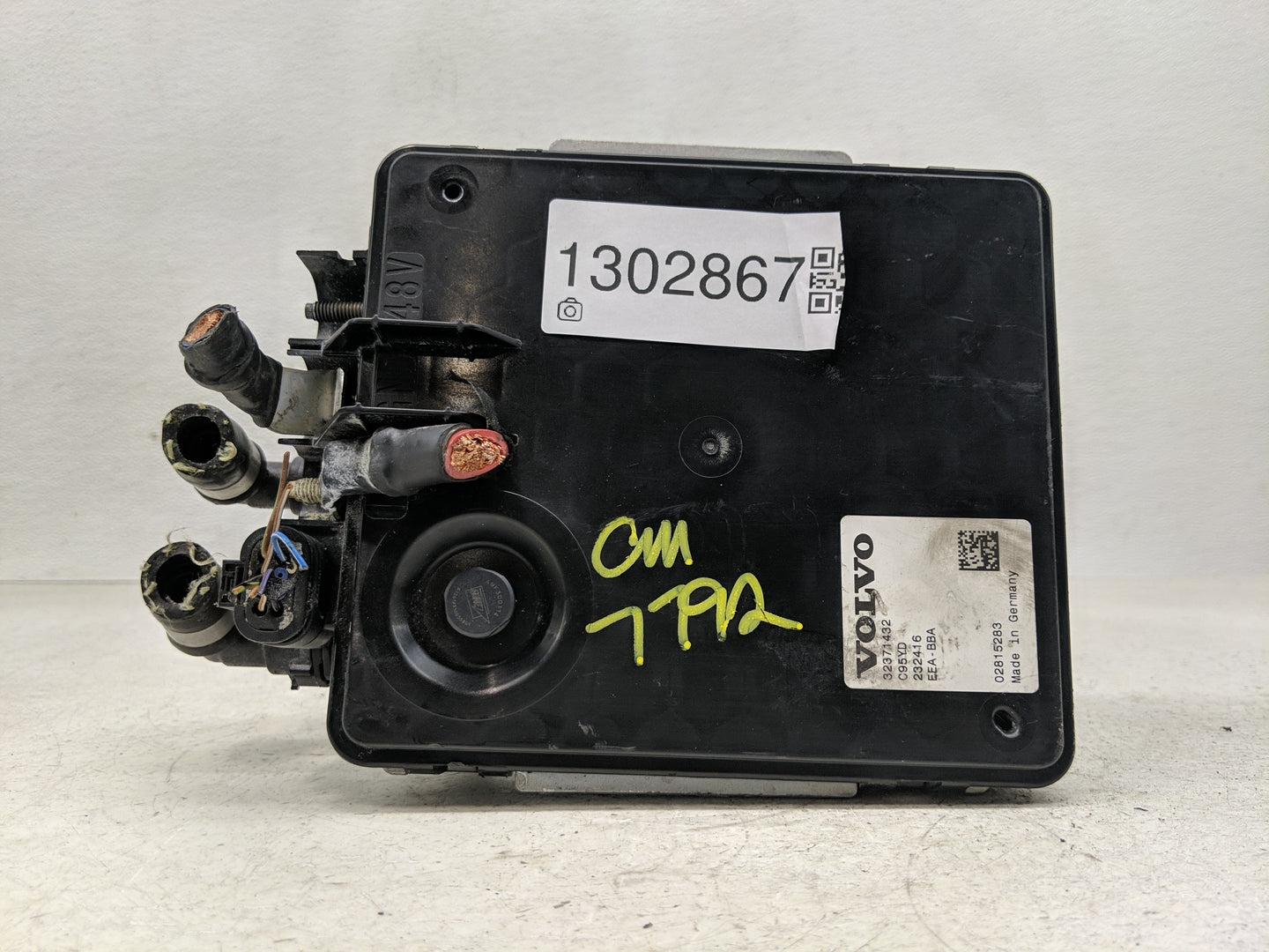 2024 Volvo S60 PCM Engine Control Computer ECU ECM PCU OEM P/N:32371432 Fits OEM Used Auto Parts - Oemusedautoparts1.com