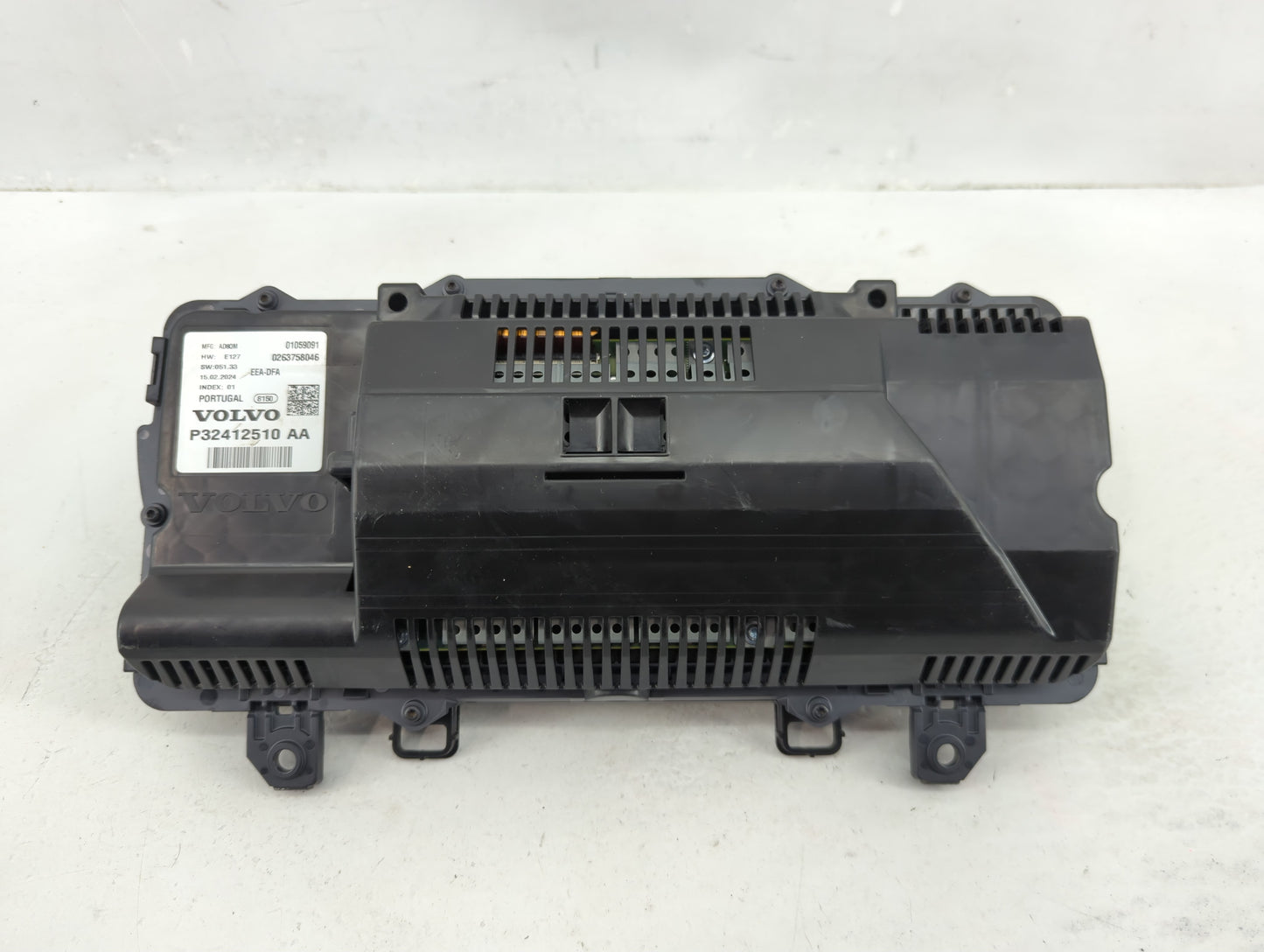 2024 Volvo S60 Instrument Cluster Speedometer Gauges P/N:32412510AA Fits OEM Used Auto Parts - Oemusedautoparts1.com
