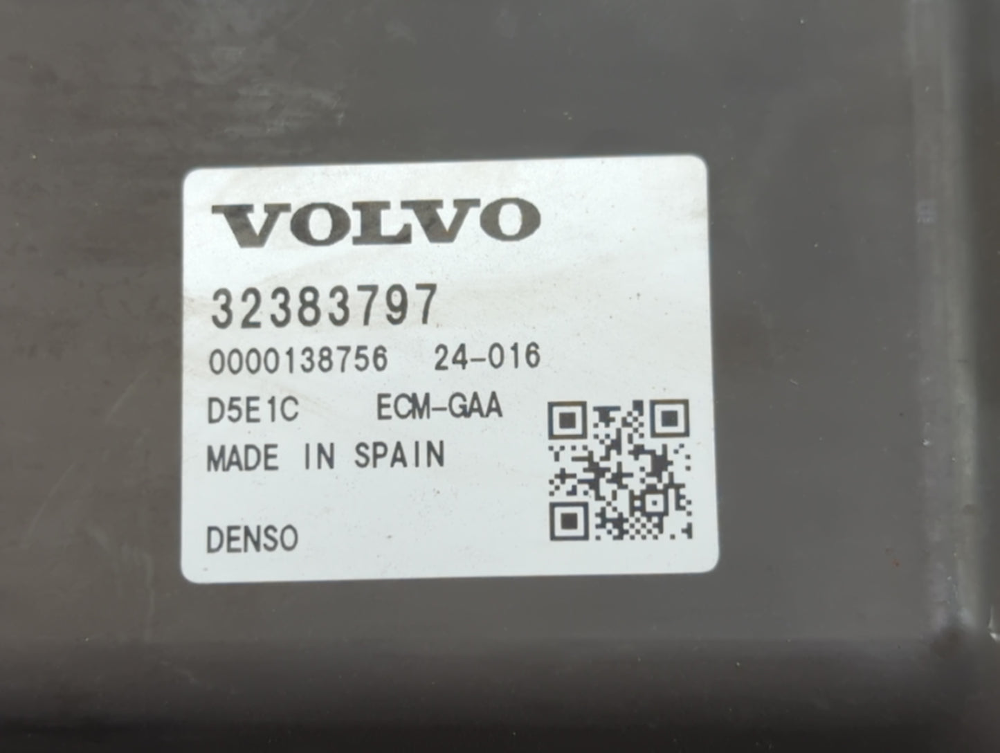 2024 Volvo S60 PCM Engine Control Computer ECU ECM PCU OEM P/N:32383797 Fits OEM Used Auto Parts - Oemusedautoparts1.com