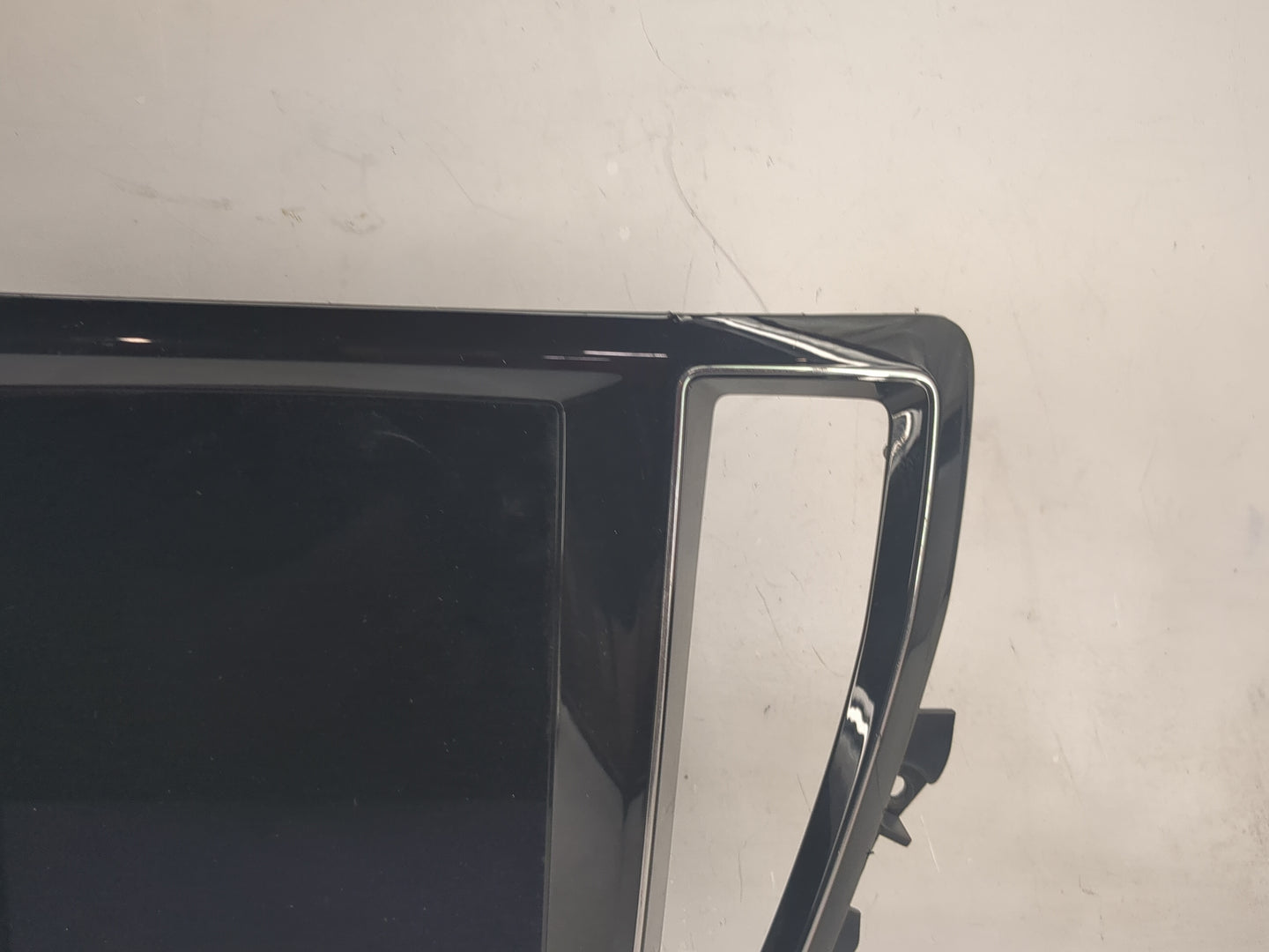 Volvo S60 Information Display Screen Black - Oemusedautoparts1.com