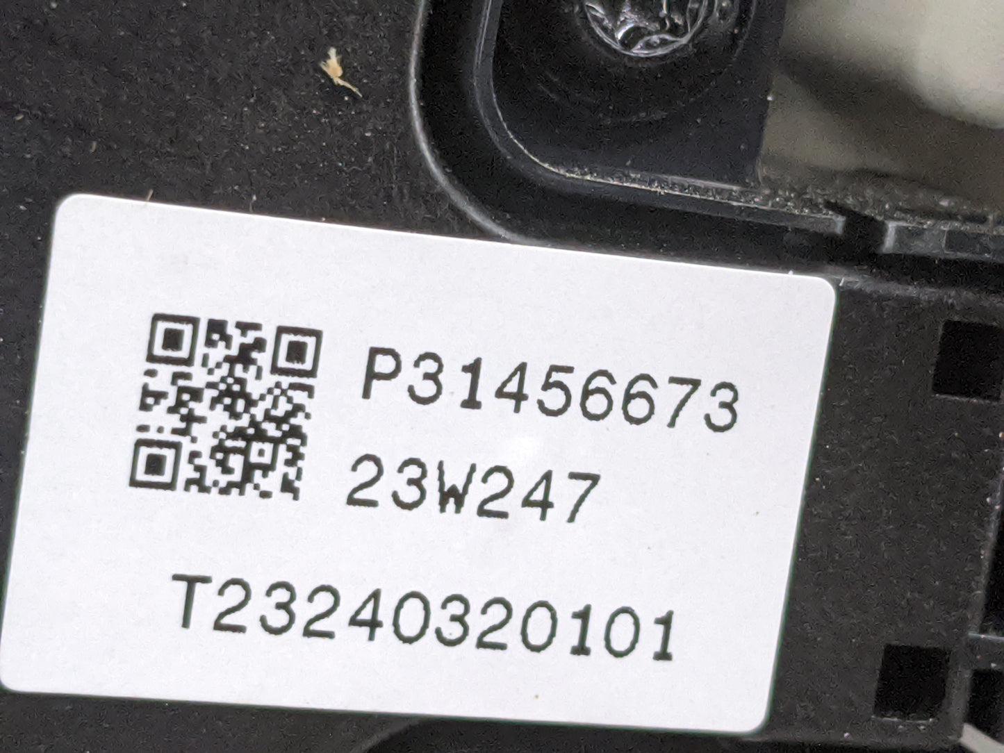 2024 Volvo Xc40 Radio AM FM Cd Player Receiver Replacement P/N:23W247 P31456673 Fits OEM Used Auto Parts - Oemusedautoparts1