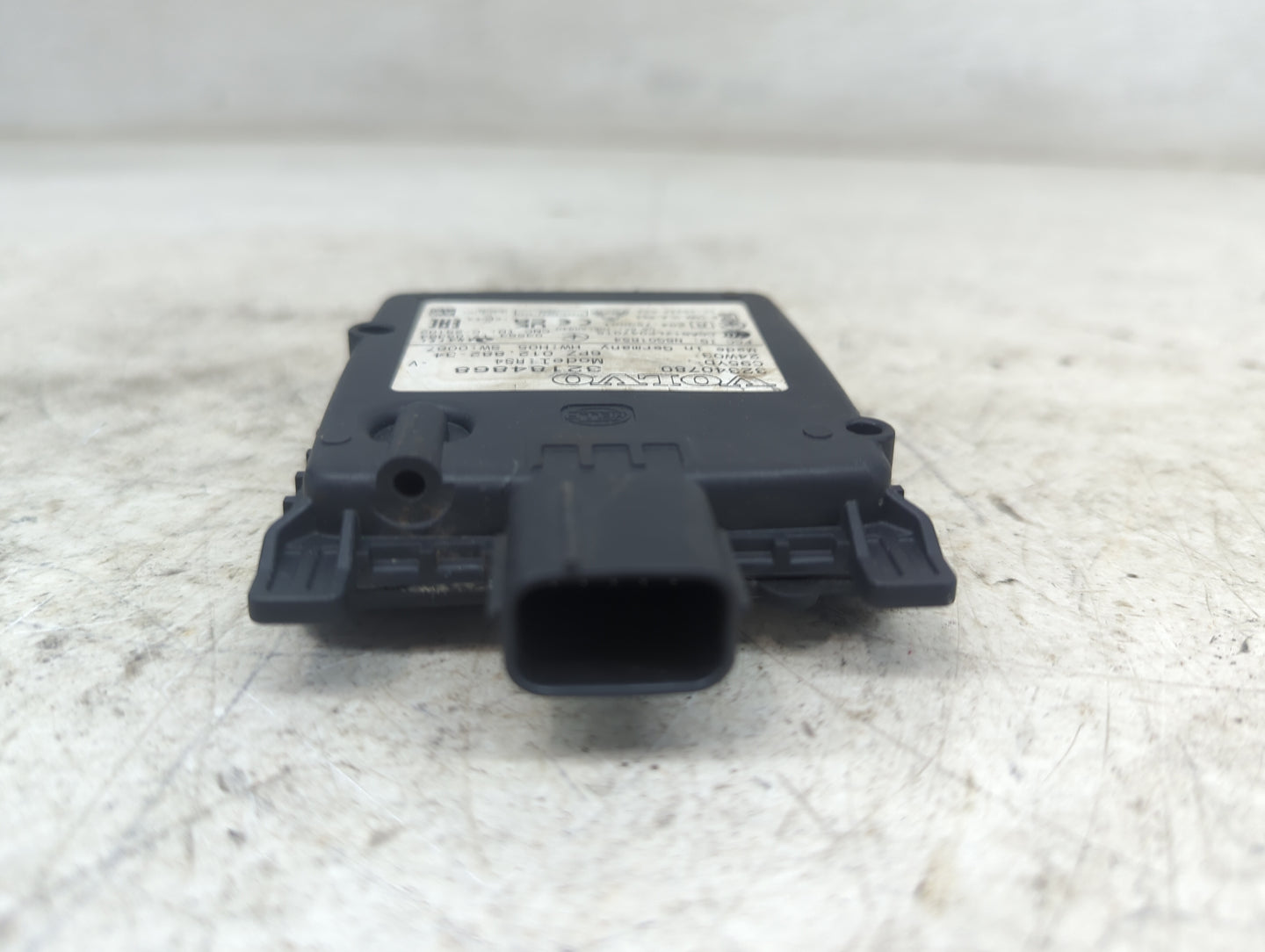 2024 Volvo Xc40 Front Park Assist Sensor - Oemusedautoparts1.com
