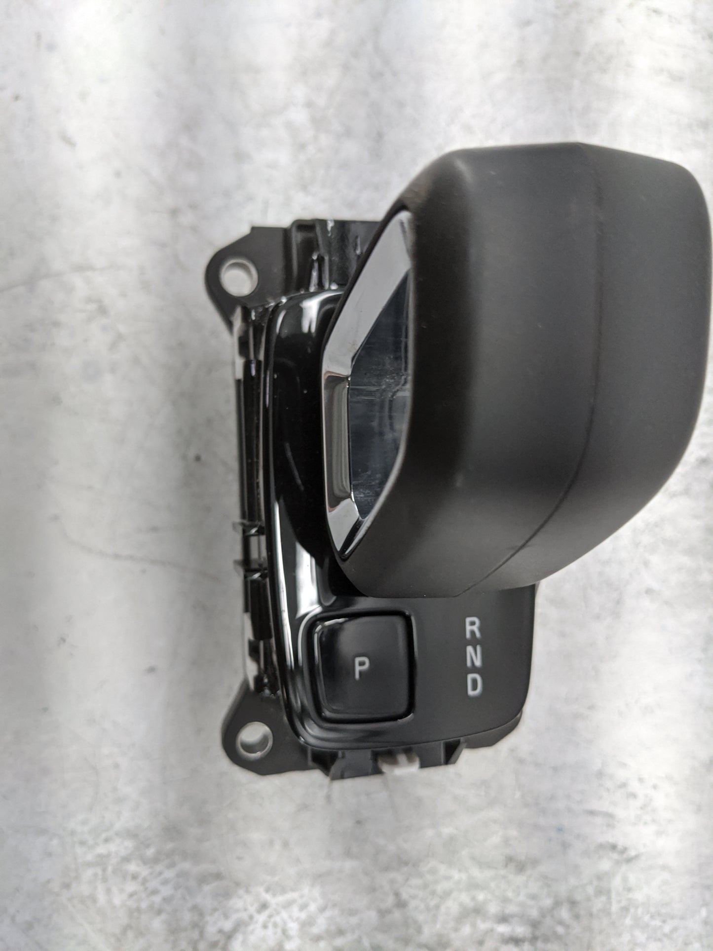 2024 Volvo Xc60 Floor Console Assembly Shifter - Oemusedautoparts1.com