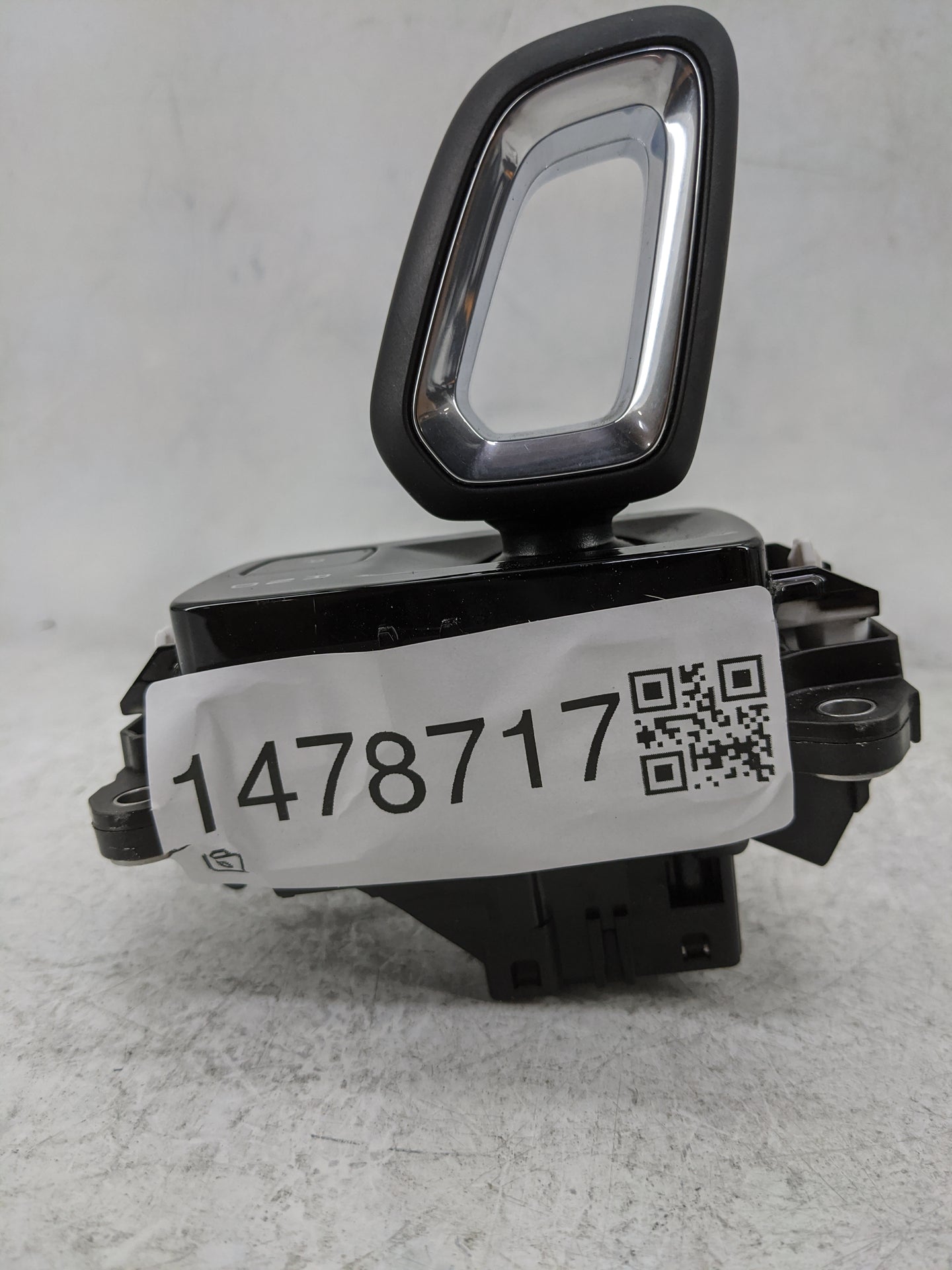 2024 Volvo Xc60 Floor Console Assembly Shifter - Oemusedautoparts1.com