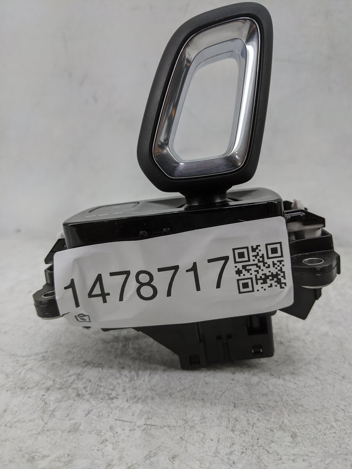 2024 Volvo Xc60 Floor Console Assembly Shifter - Oemusedautoparts1.com