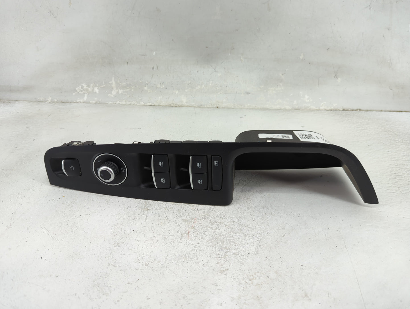 2025 Alfa Romeo Stelvio Master Power Window Switch Replacement Driver Side Left P/N:01561288560 Fits OEM Used Auto Parts - O