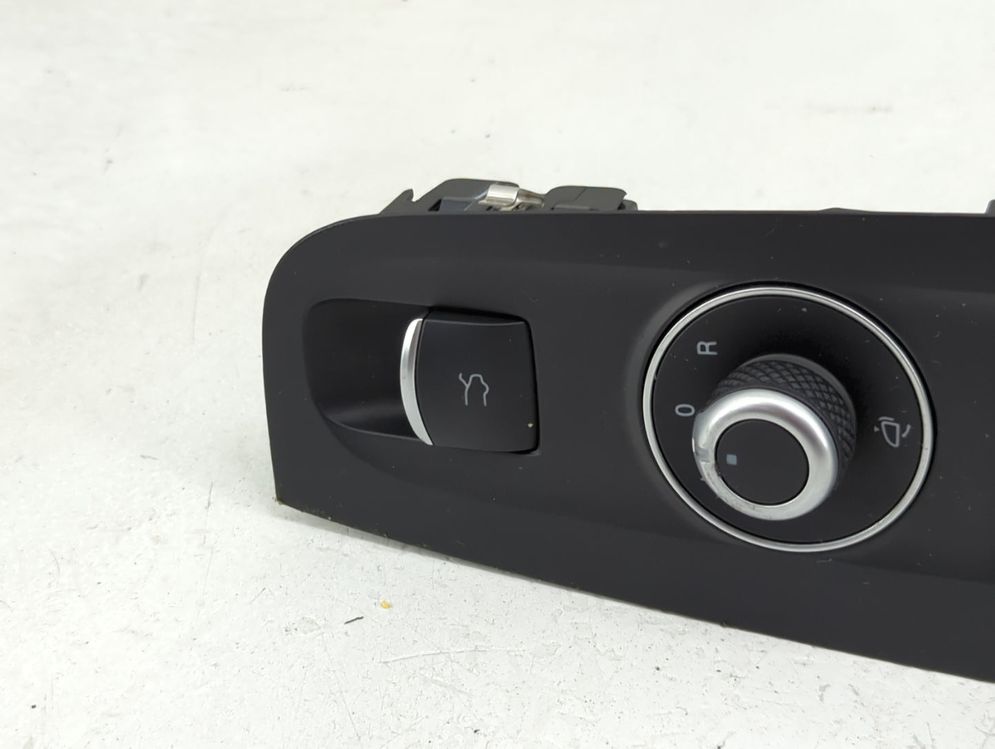 2025 Alfa Romeo Stelvio Master Power Window Switch Replacement Driver Side Left P/N:01561288560 Fits OEM Used Auto Parts - O