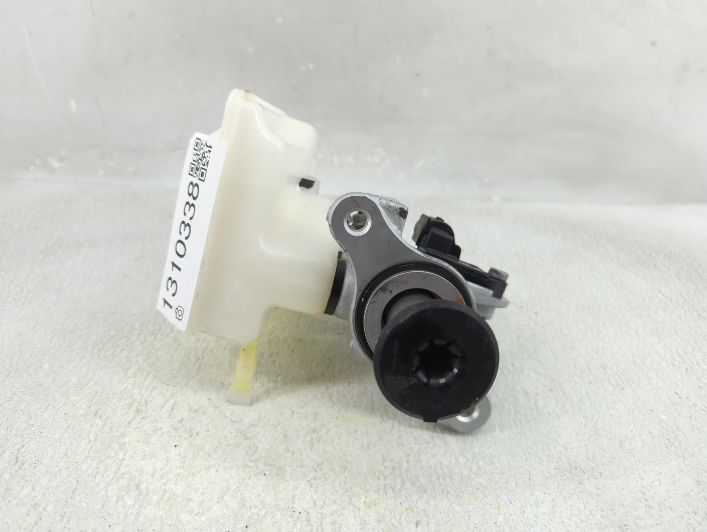 2025 Audi Q3 Brake Master Cylinder - Oemusedautoparts1.com