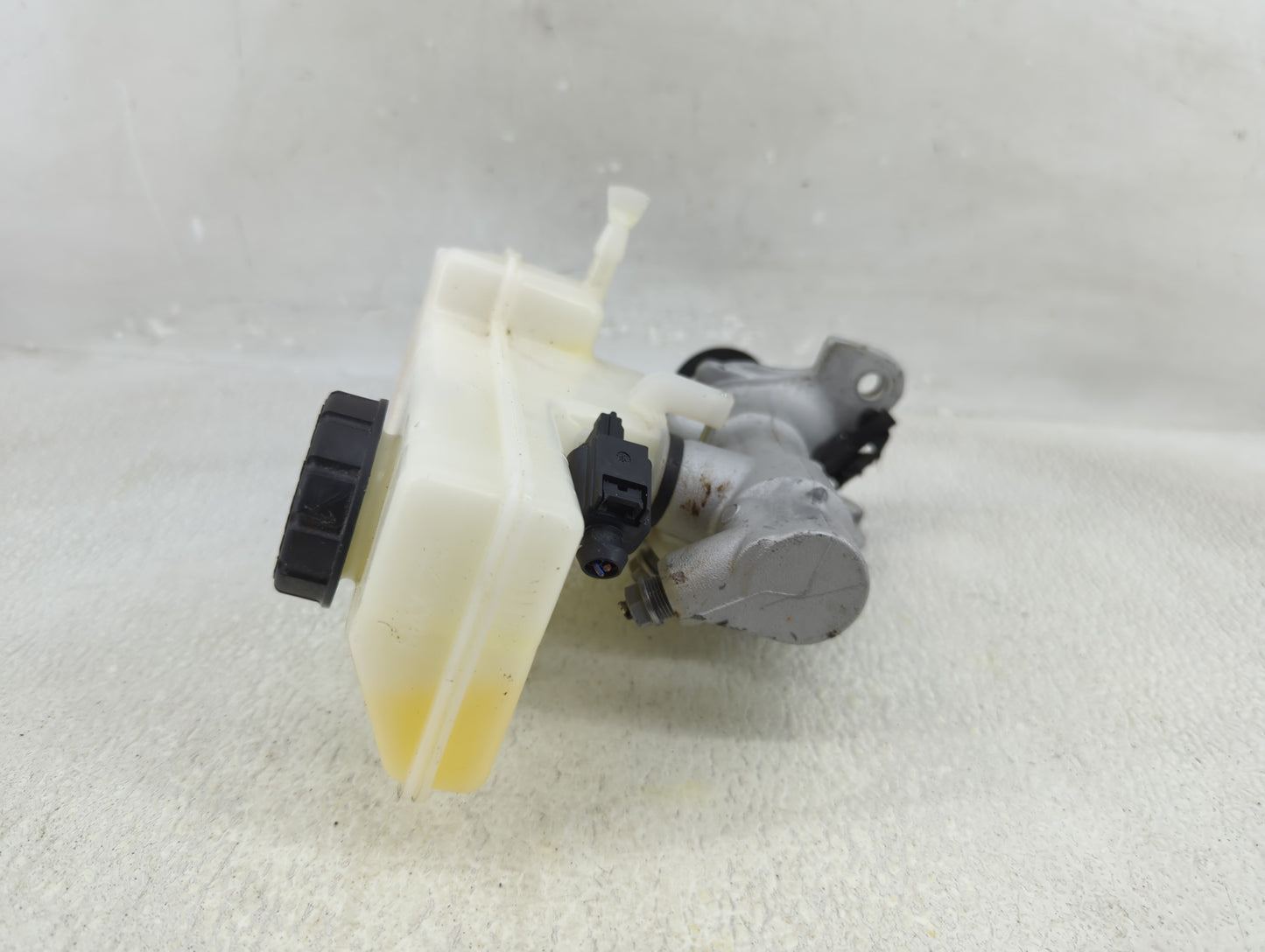 2025 Audi Q3 Brake Master Cylinder - Oemusedautoparts1.com